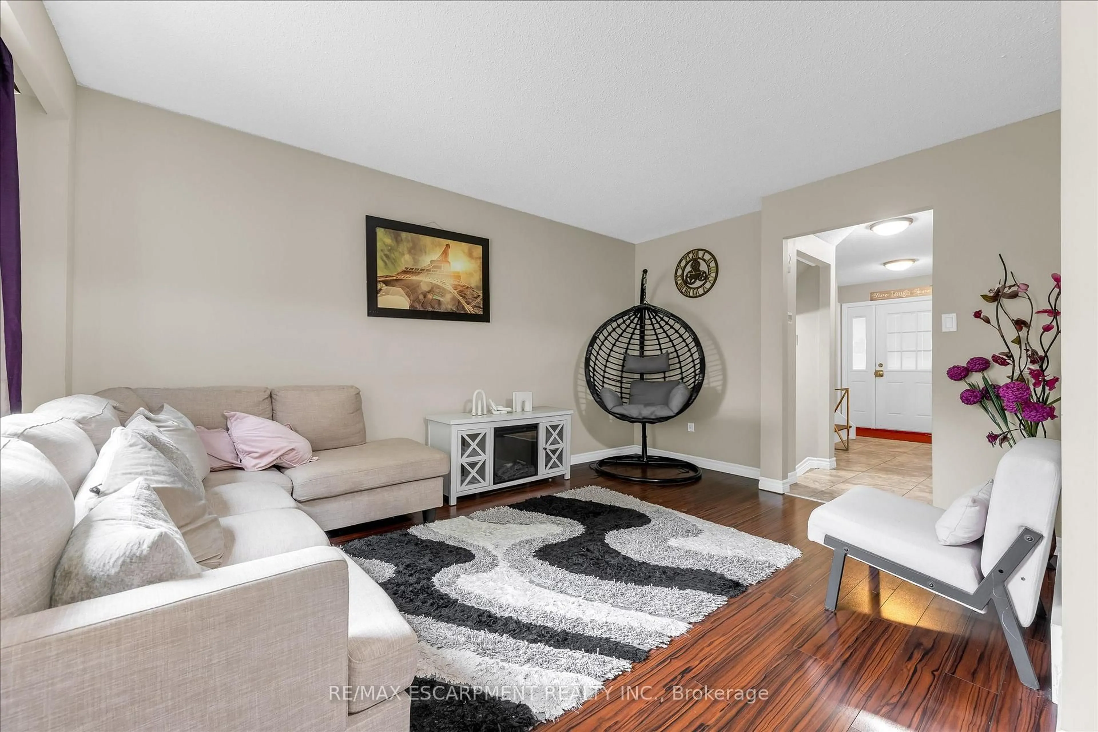 Living room with furniture, unknown for 86 Golden Orchard Rd, Hamilton Ontario L9C 6J5