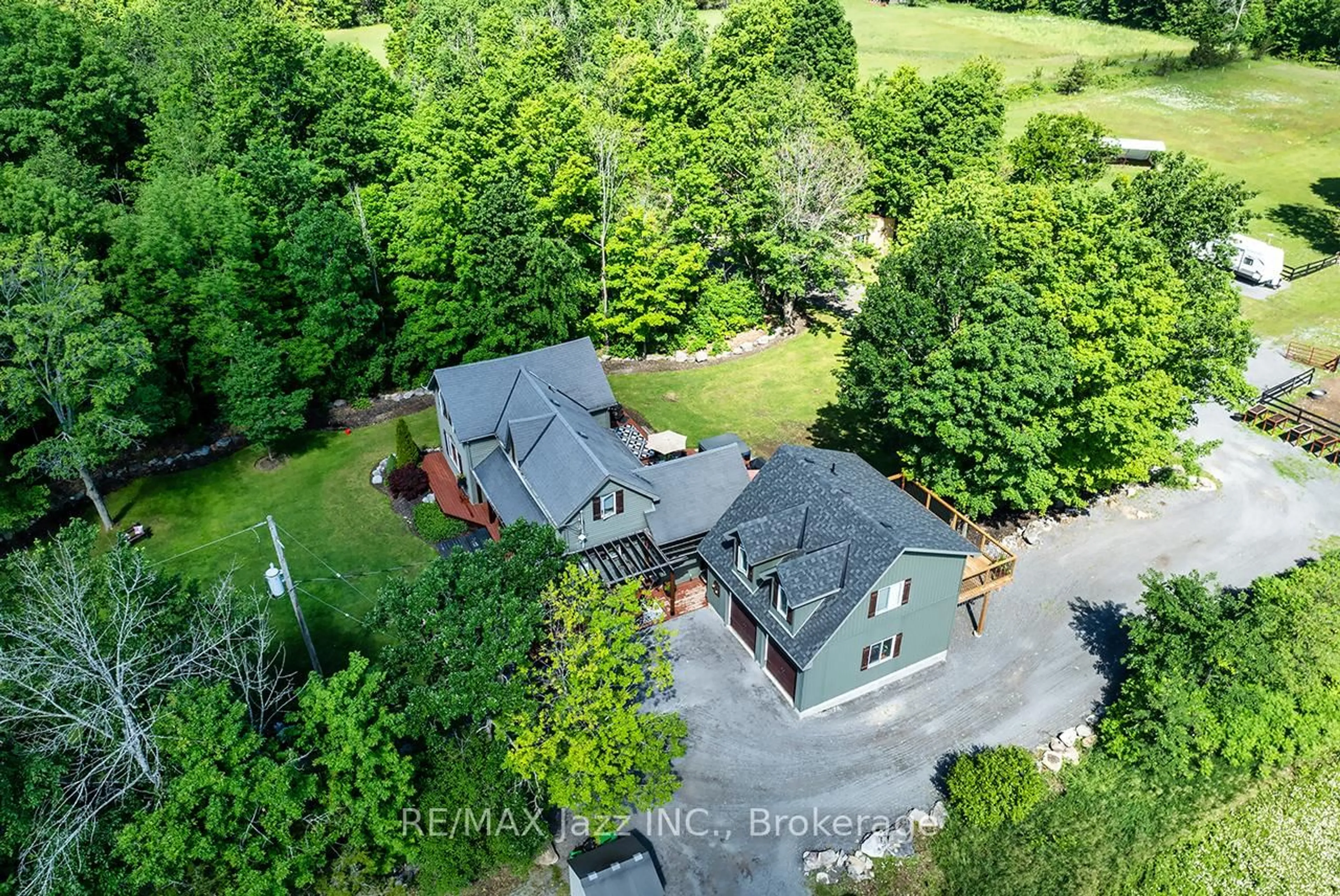 A pic from outside/outdoor area/front of a property/back of a property/a pic from drone, unknown for 641 Enright Rd, Shannonville Ontario K0K 3A0