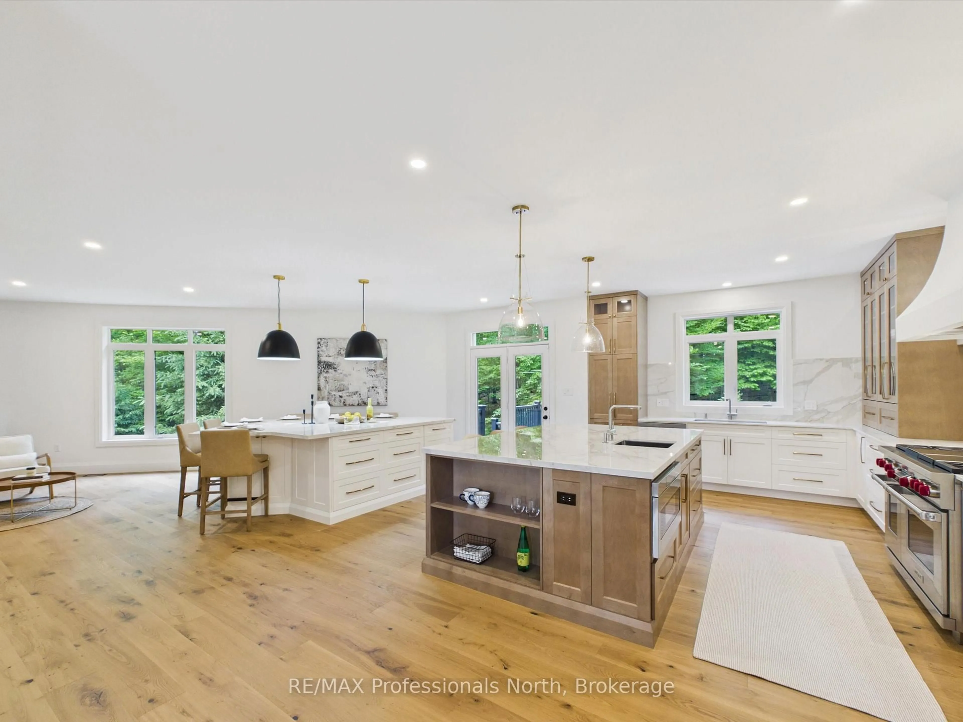 Open concept kitchen, unknown for 126 Deerfoot Tr, Huntsville Ontario P1H 0A8