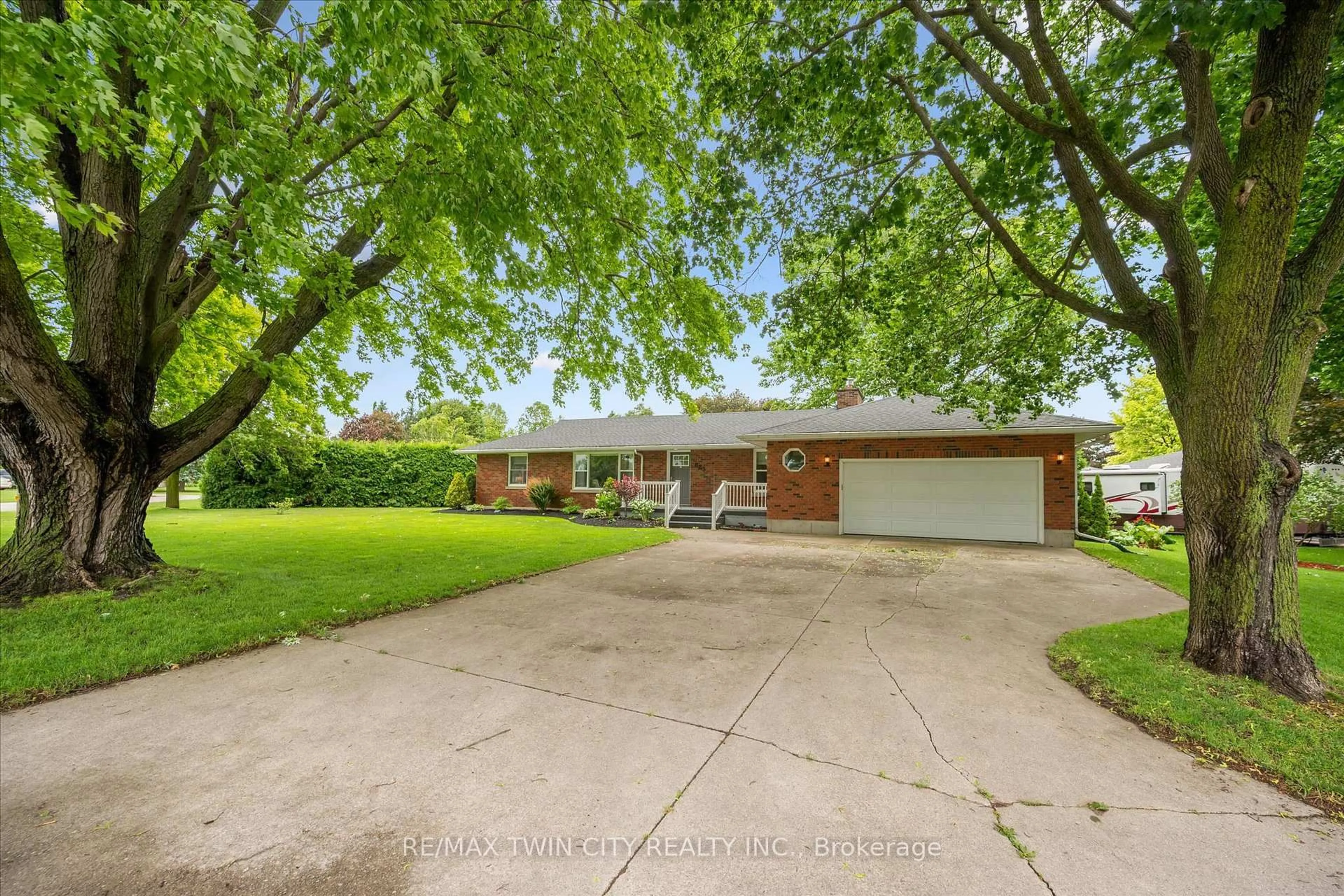 A pic from outside/outdoor area/front of a property/back of a property/a pic from drone, street for 885 Winston Blvd, North Perth Ontario N4W 1P5