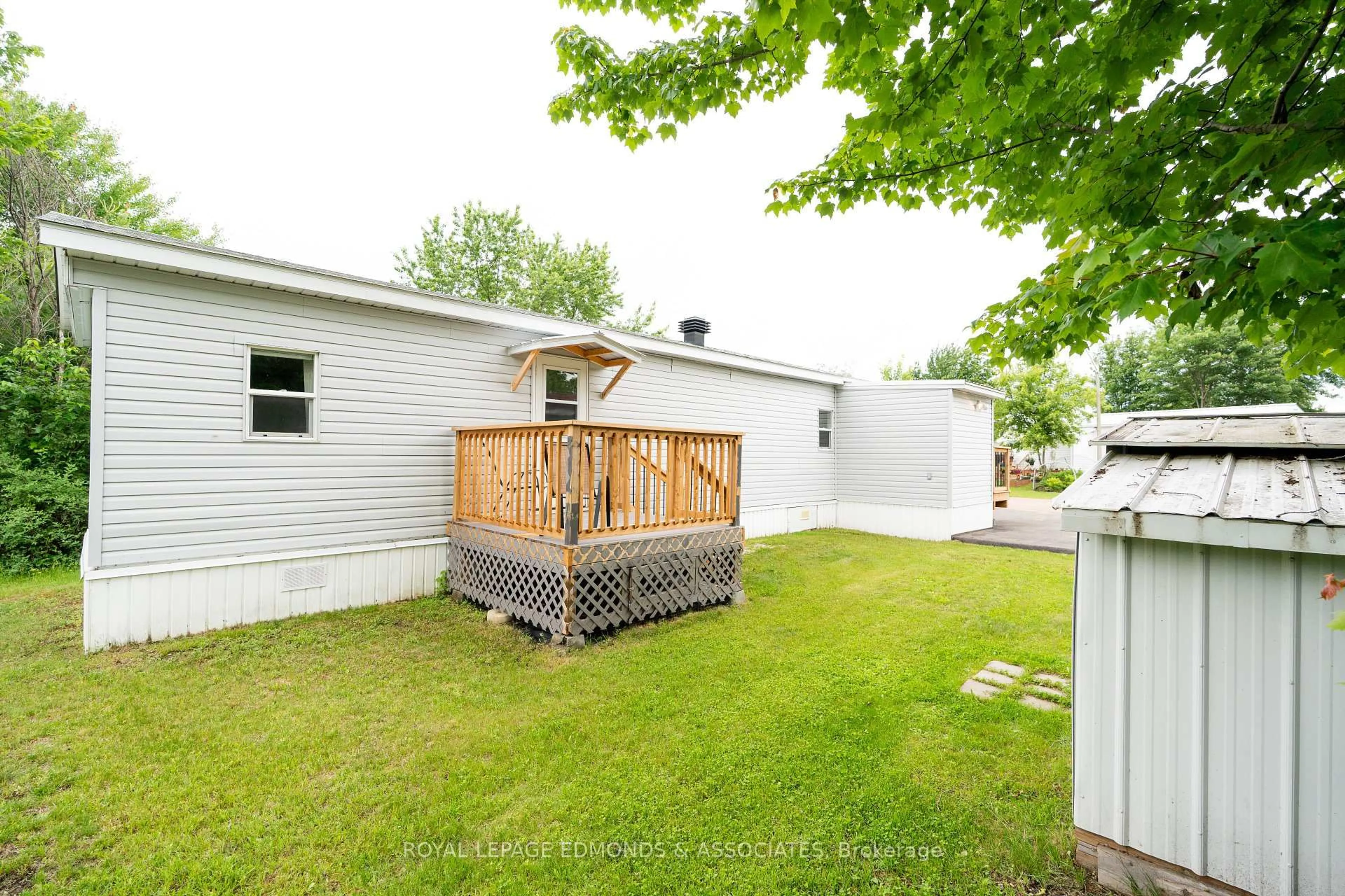 Patio, street for 73 Pinehurst Estates, Petawawa Ontario K8H 2H2