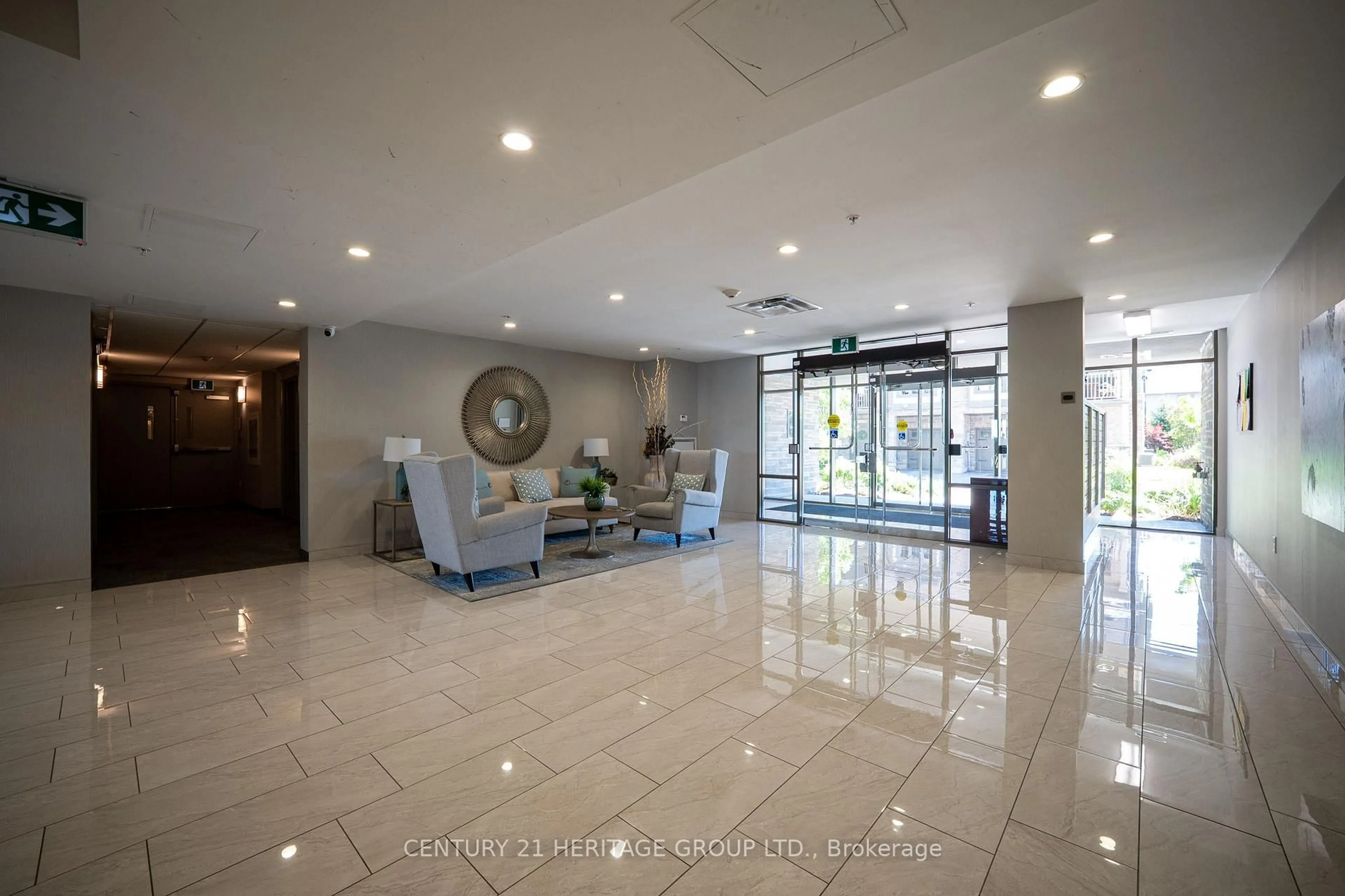 Lobby for 35 Southshore Cres #301, Hamilton Ontario L8E 0J2