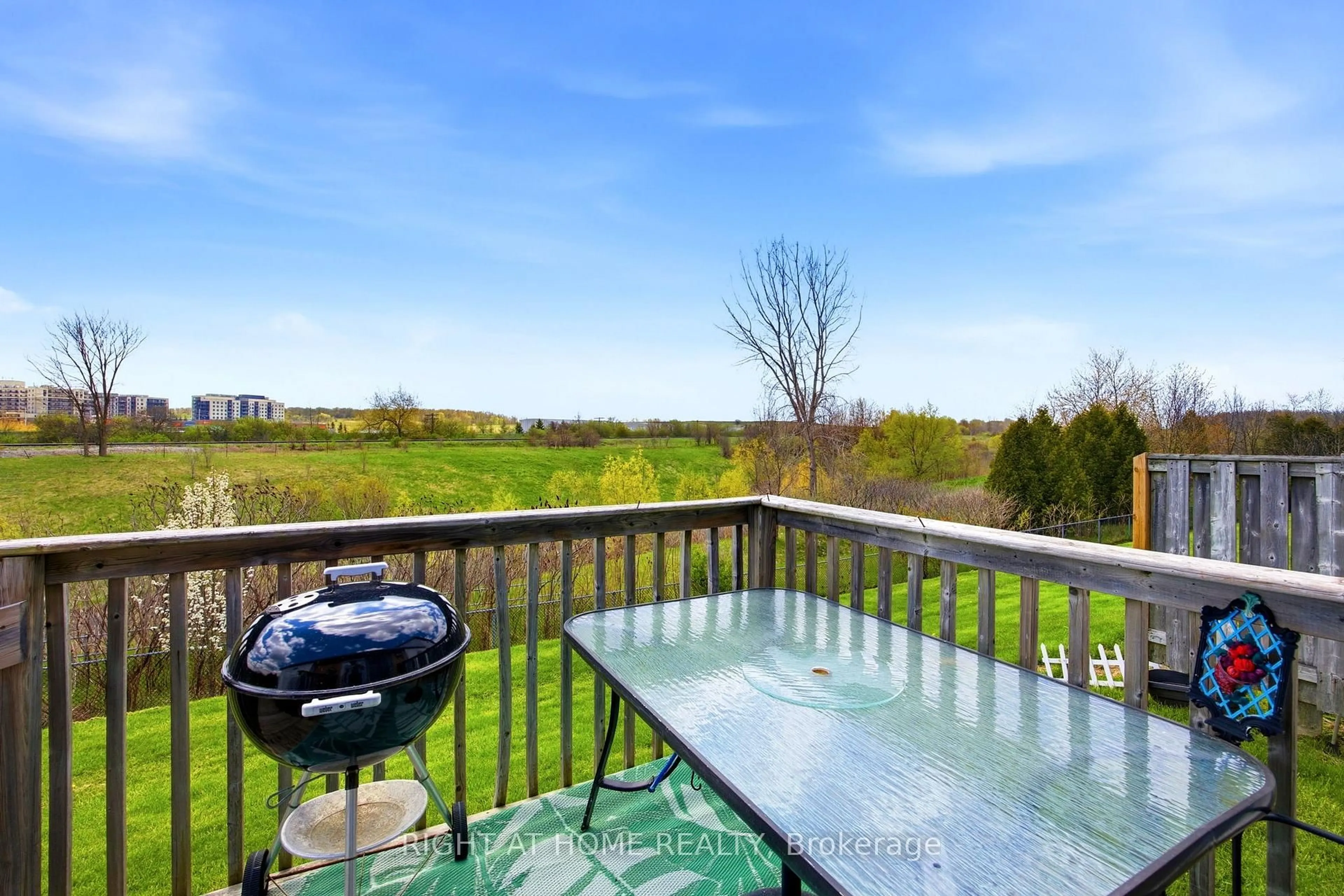 Patio, water/lake/river/ocean view for 40 Imperial Rd #20, Guelph Ontario N1H 8B4