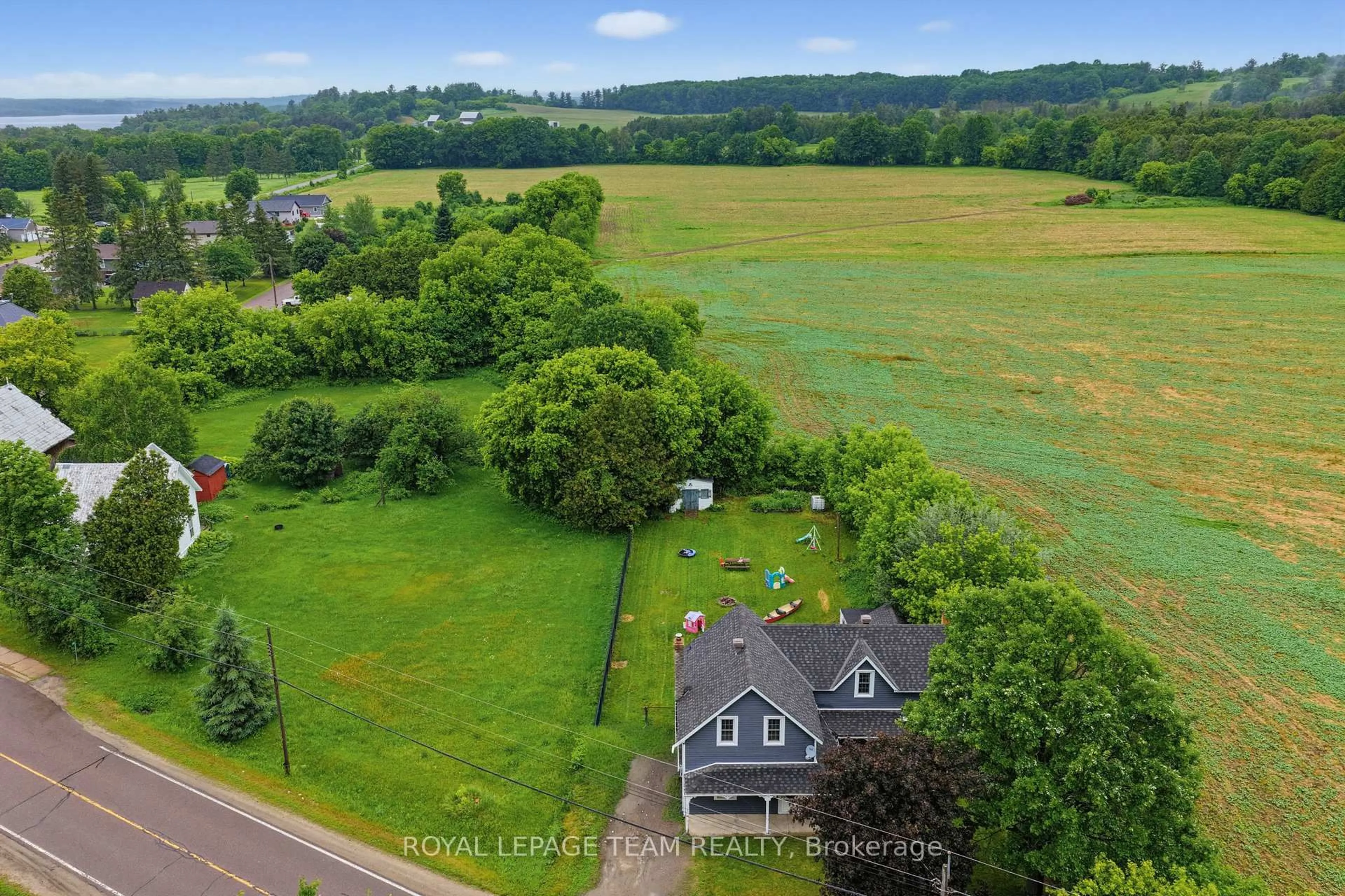 A pic from outside/outdoor area/front of a property/back of a property/a pic from drone, unknown for 1868 GORE Line, Westmeath Ontario K0J 2L0