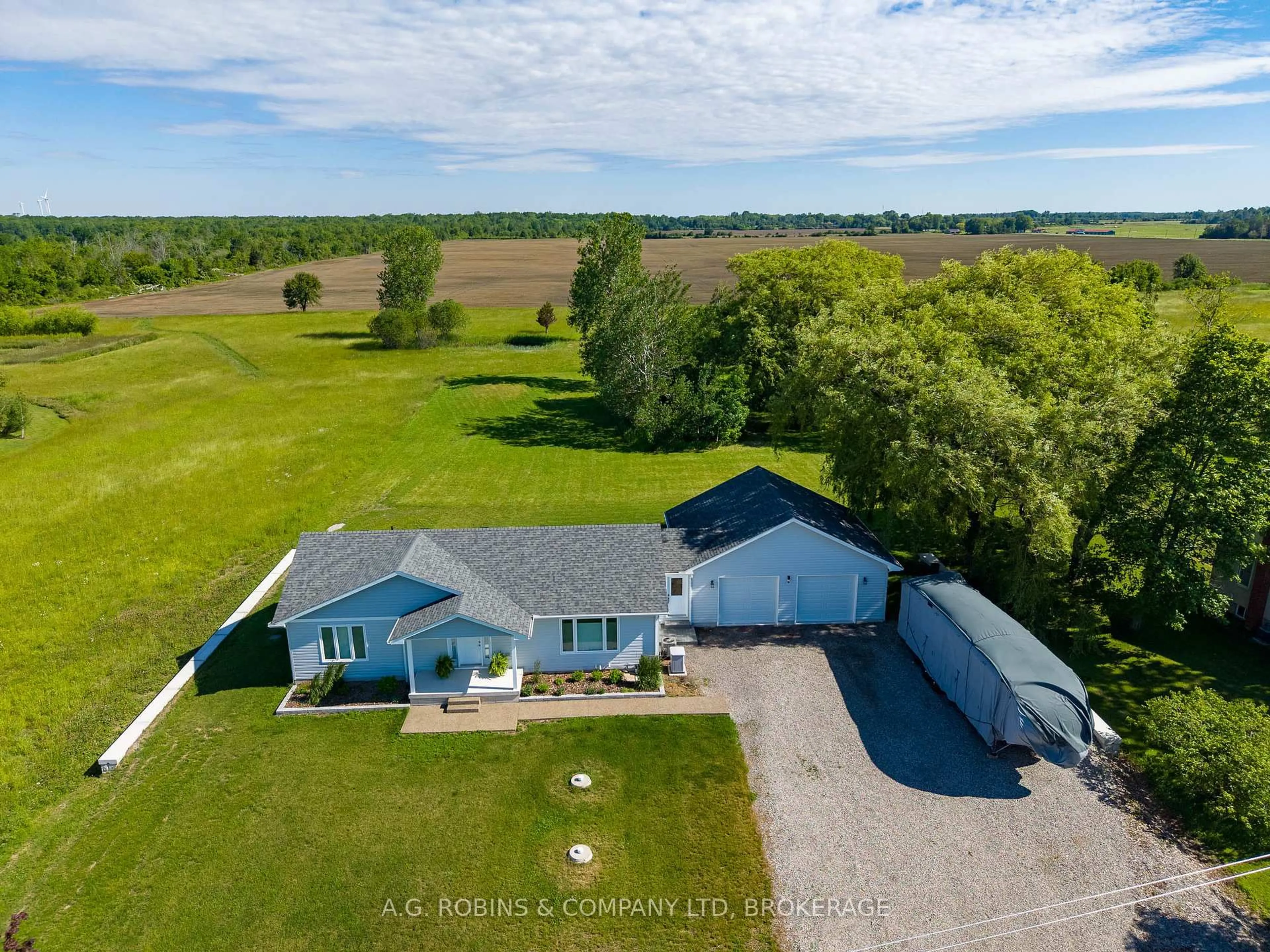 A pic from outside/outdoor area/front of a property/back of a property/a pic from drone, water/lake/river/ocean view for 11716 LAKESHORE Rd, Wainfleet Ontario L0S 1V0