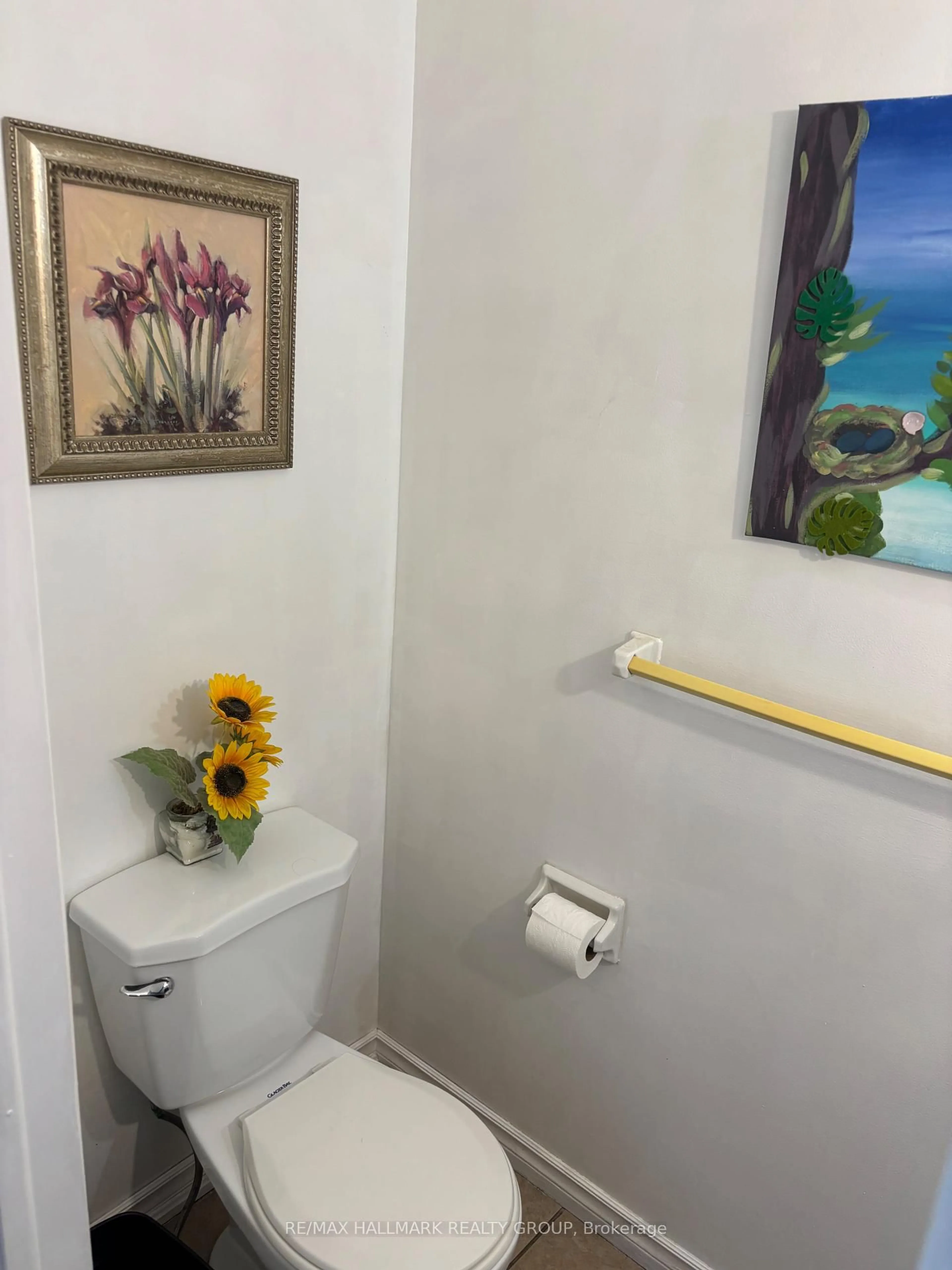 Standard bathroom, unknown for 64 EXETER Dr, Ottawa Ontario K2J 2E7