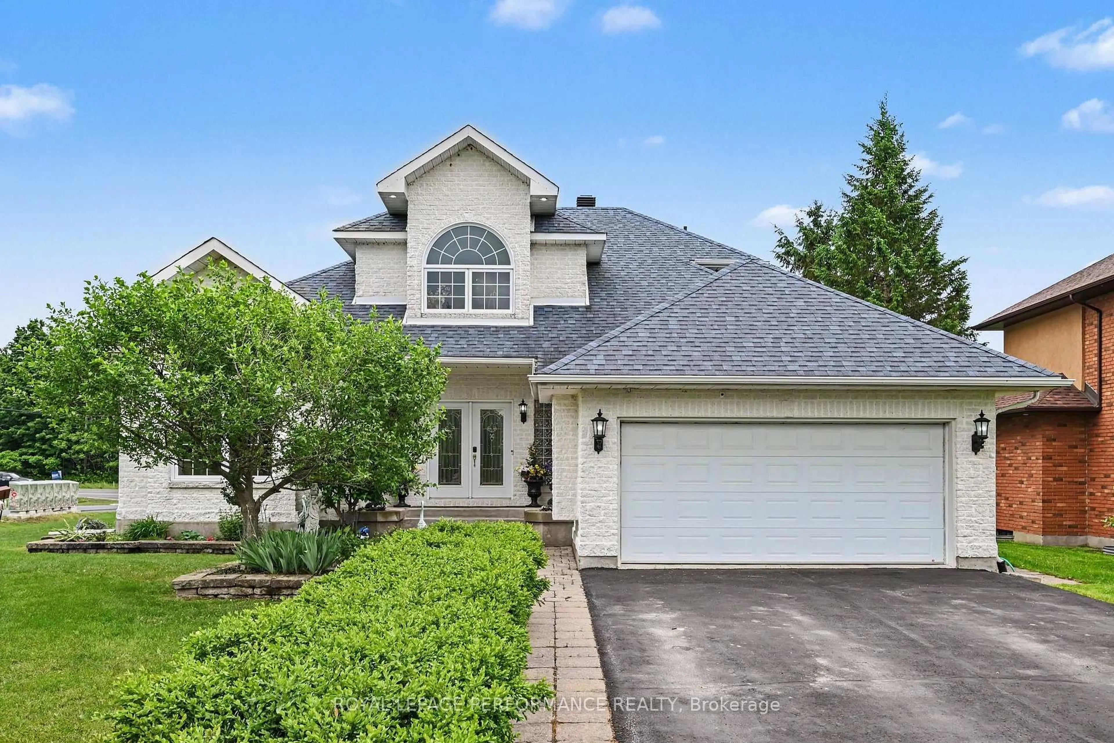 Home with vinyl exterior material, street for 18 Chantine Dr, South Stormont Ontario K0C 1P0