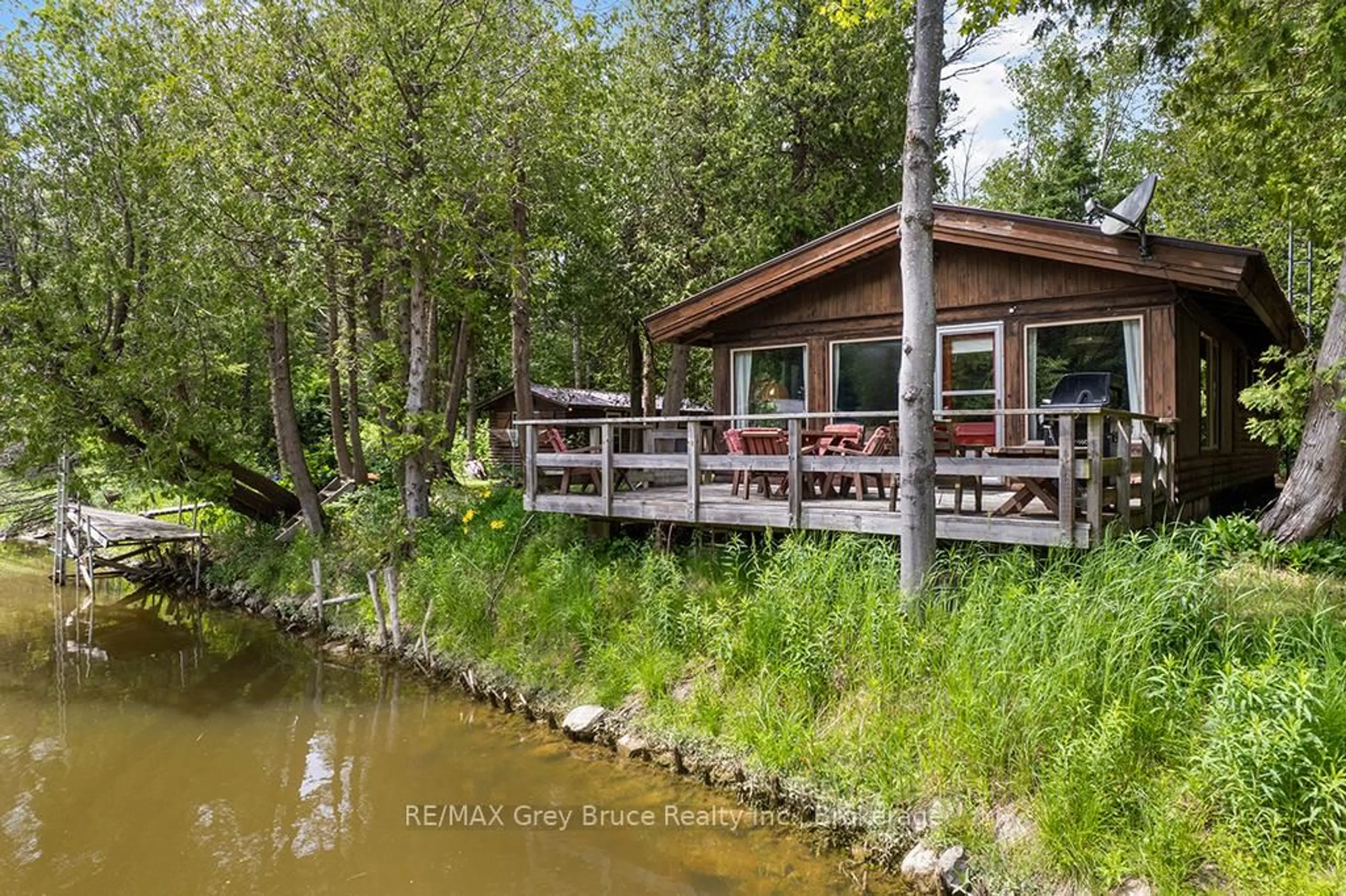 Unknown for 26 Bridge St, Northern Bruce Peninsula Ontario N0H 1W0