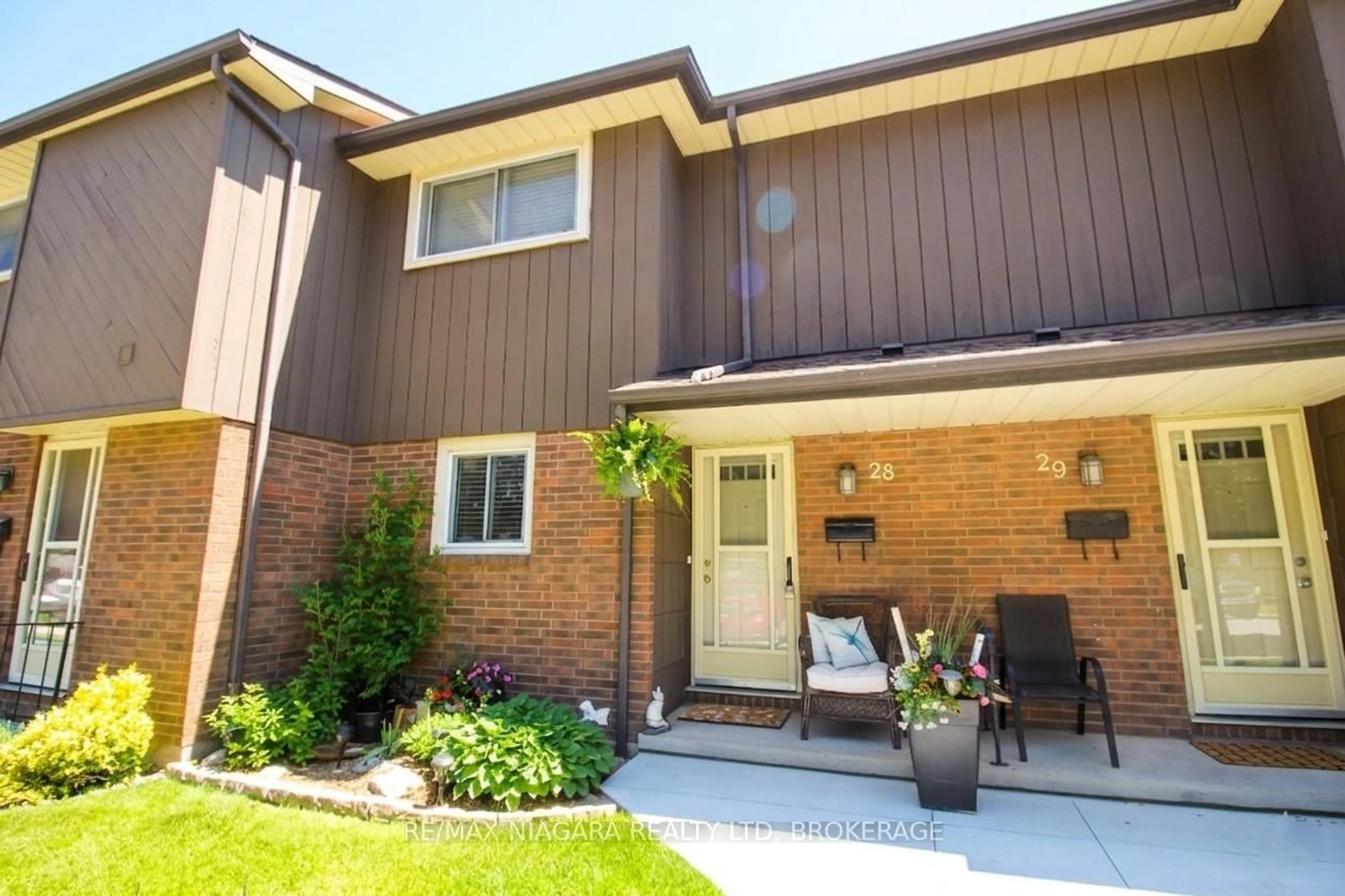 Home with brick exterior material, street for 64 Forster St #28, St. Catharines Ontario L2N 6T5