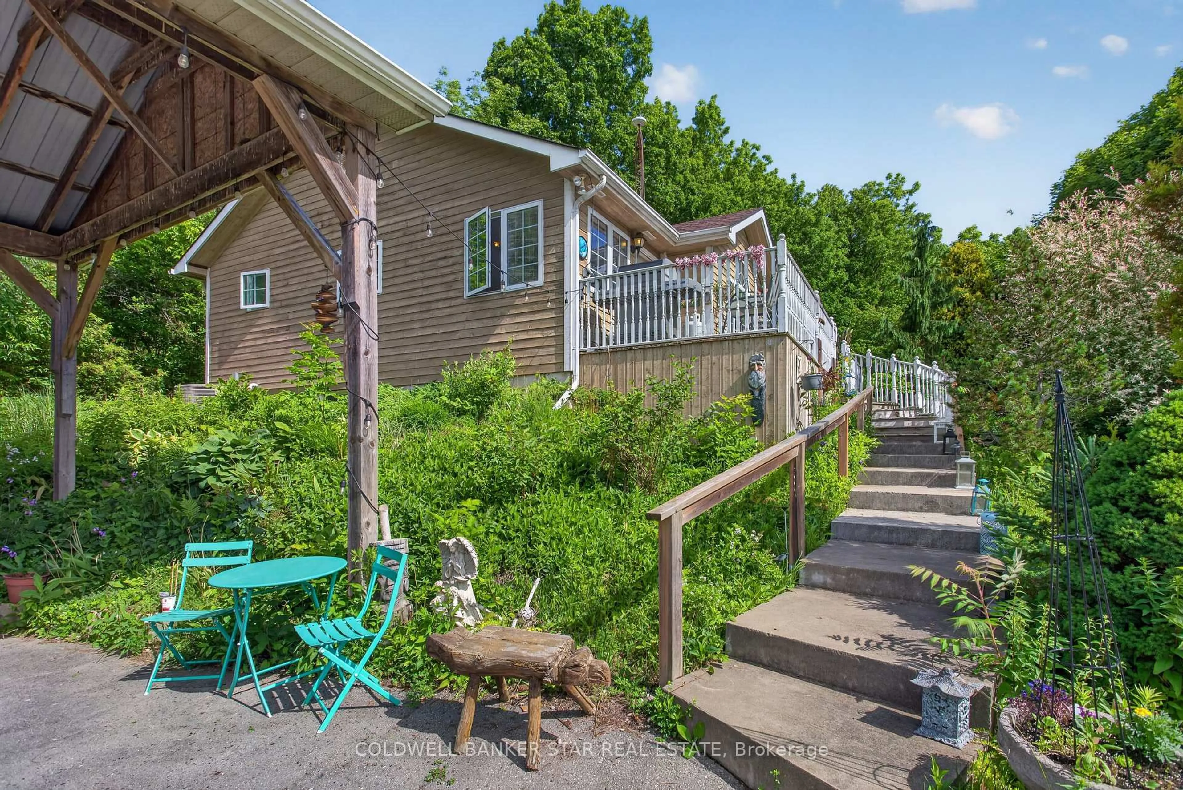 Patio, water/lake/river/ocean view for 48238 Rush Creek Line, Malahide Ontario N5H 2R2