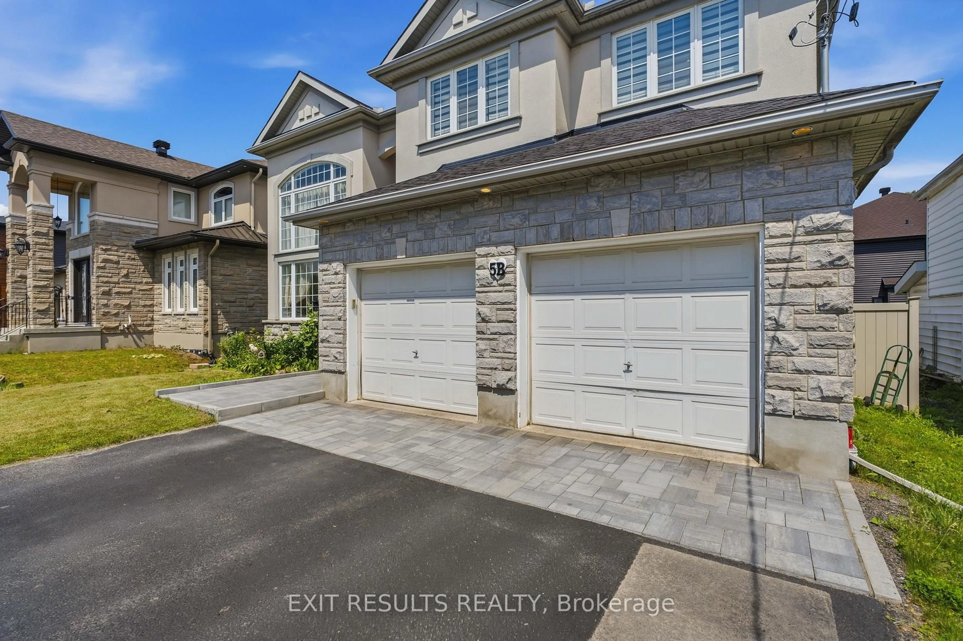Unknown for 5B KEMP Dr, Ottawa Ontario K1T 3W9