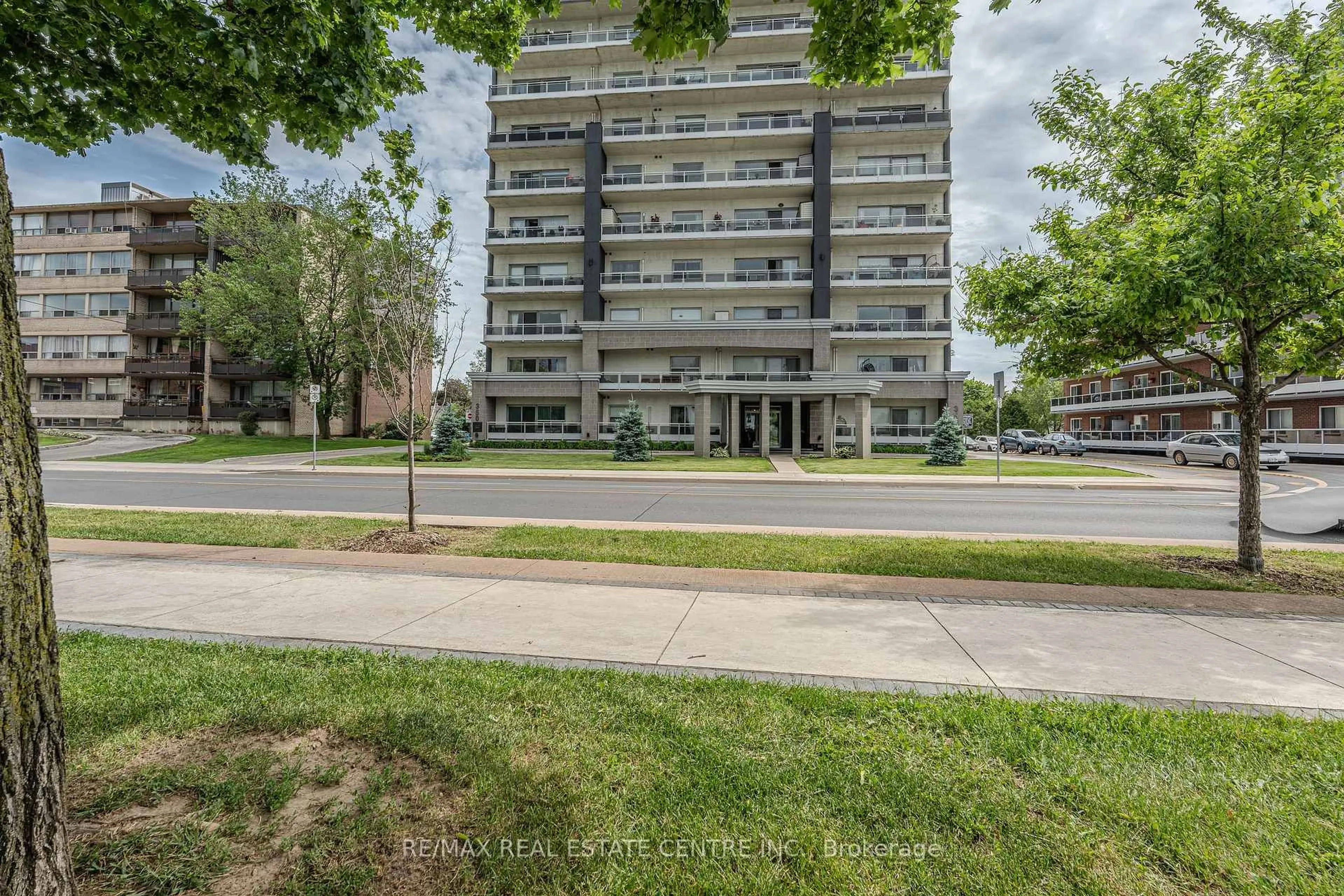 Unknown for 350 Concession St #403, Hamilton Ontario L9A 1B6