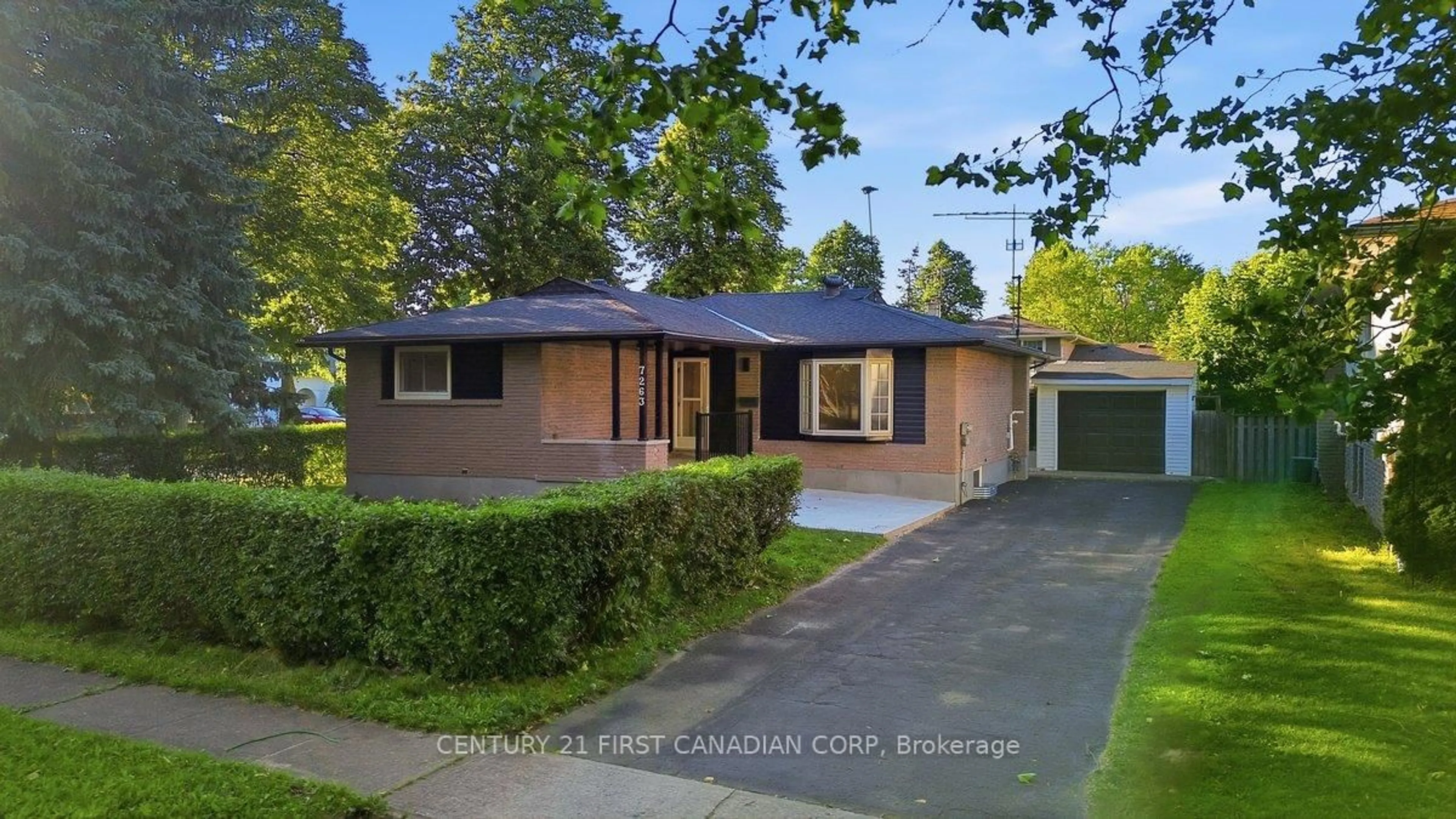 Home with brick exterior material, street for 7263 Maywood St, Niagara Falls Ontario L2E 5P6