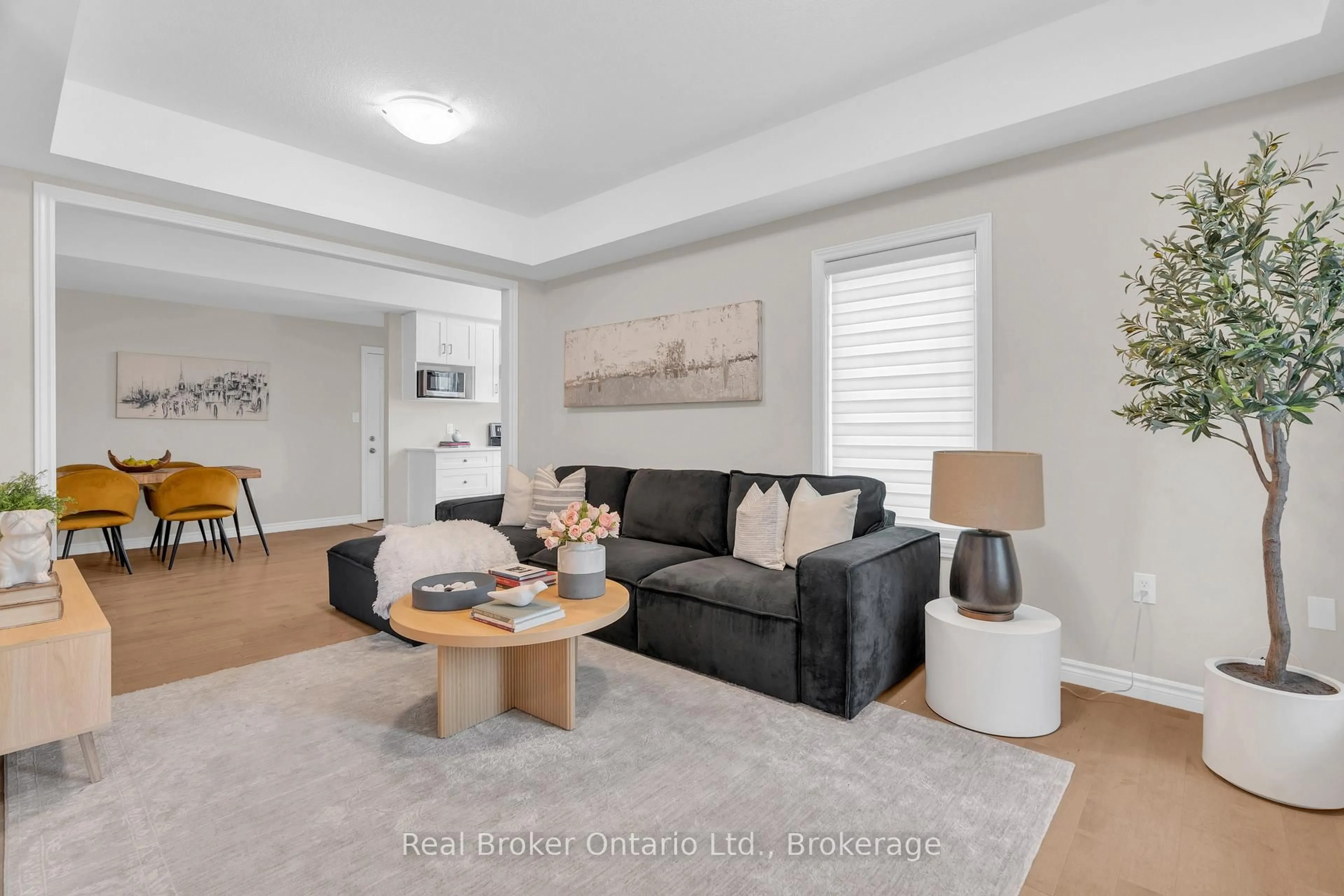 Living room with furniture, unknown for 107 Westra Dr #5, Guelph Ontario N1K 0A5