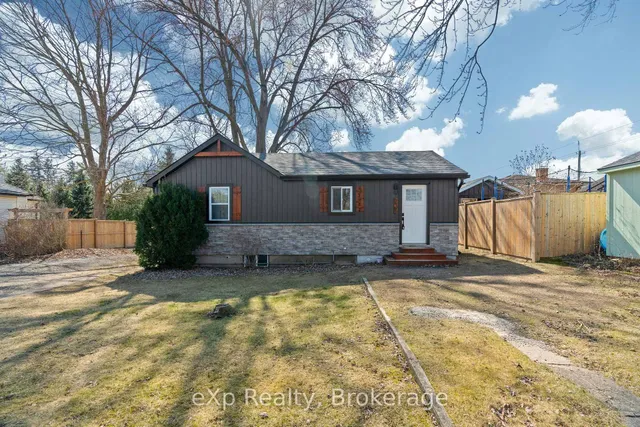 236 Sydenham St, Strathroy-Caradoc