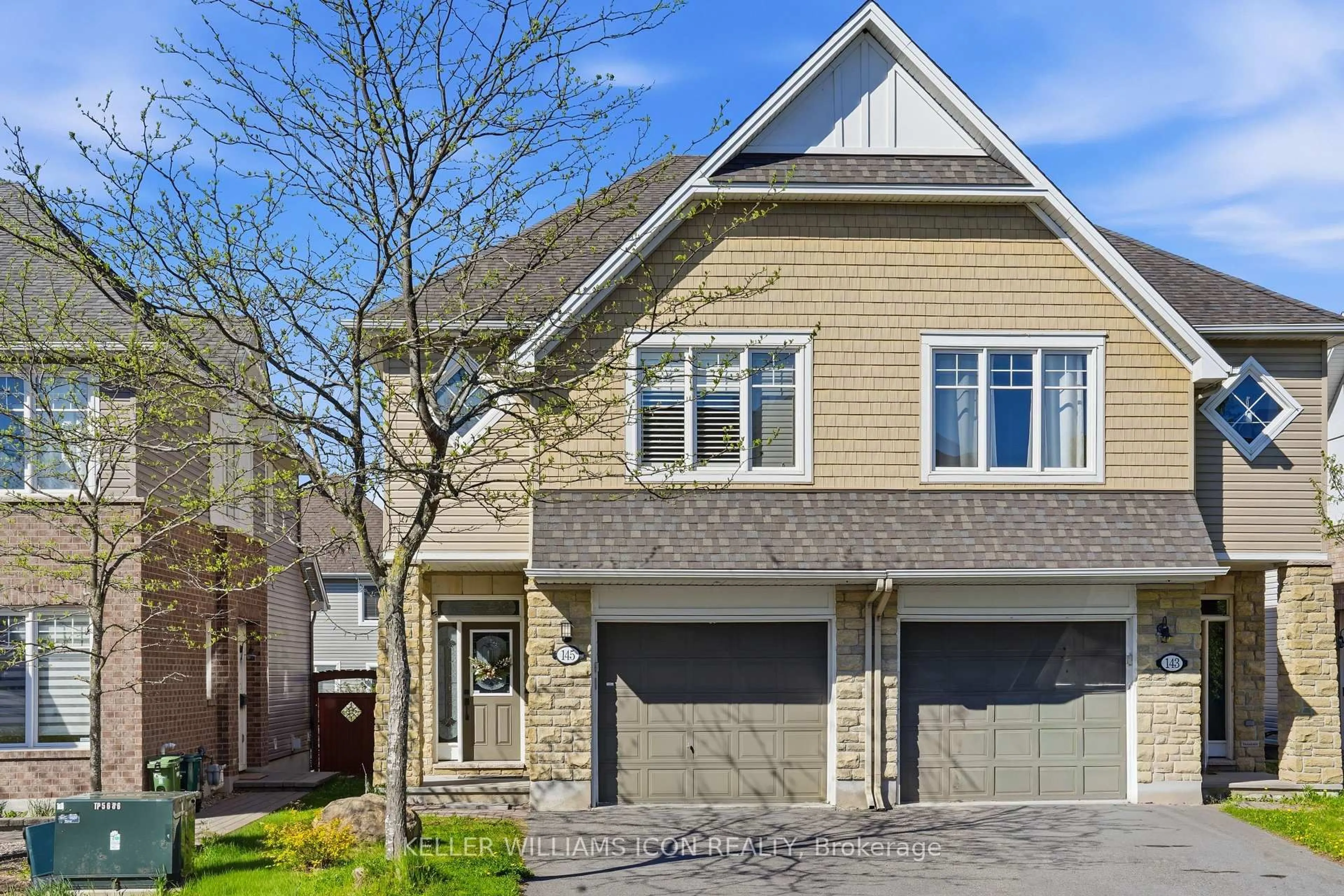 Home with vinyl exterior material, street for 145 Abetti Rdge, Ottawa Ontario K2J 0Y7