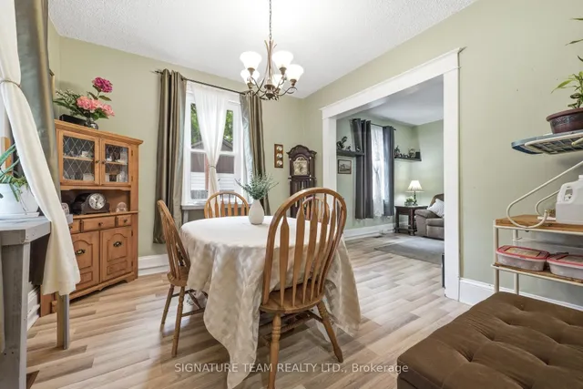 652 Moffat St, Pembroke 5