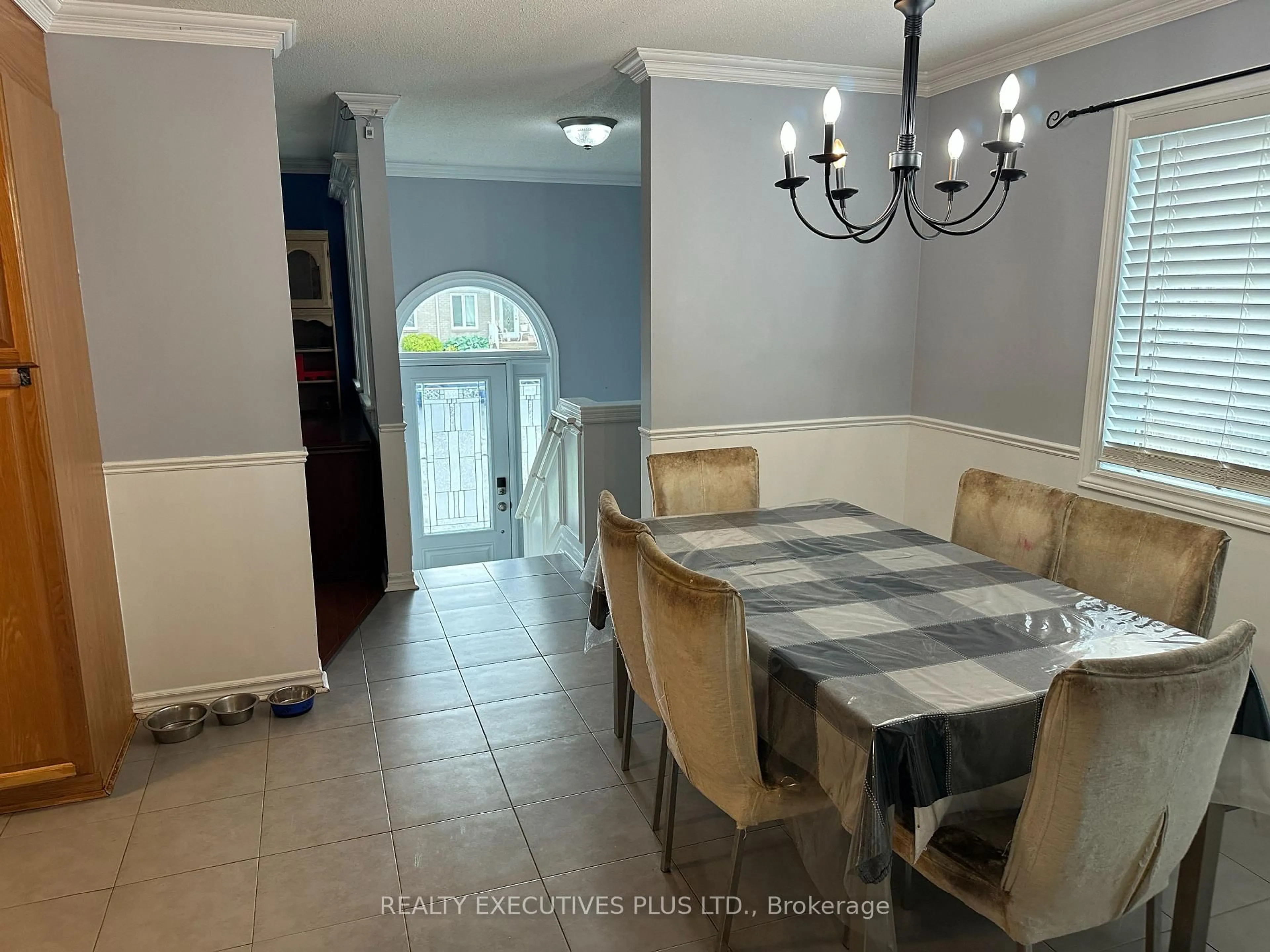 Dining room, ceramic/tile floor for 277 Trillium Circ, Alfred and Plantagenet Ontario K0A 3K0