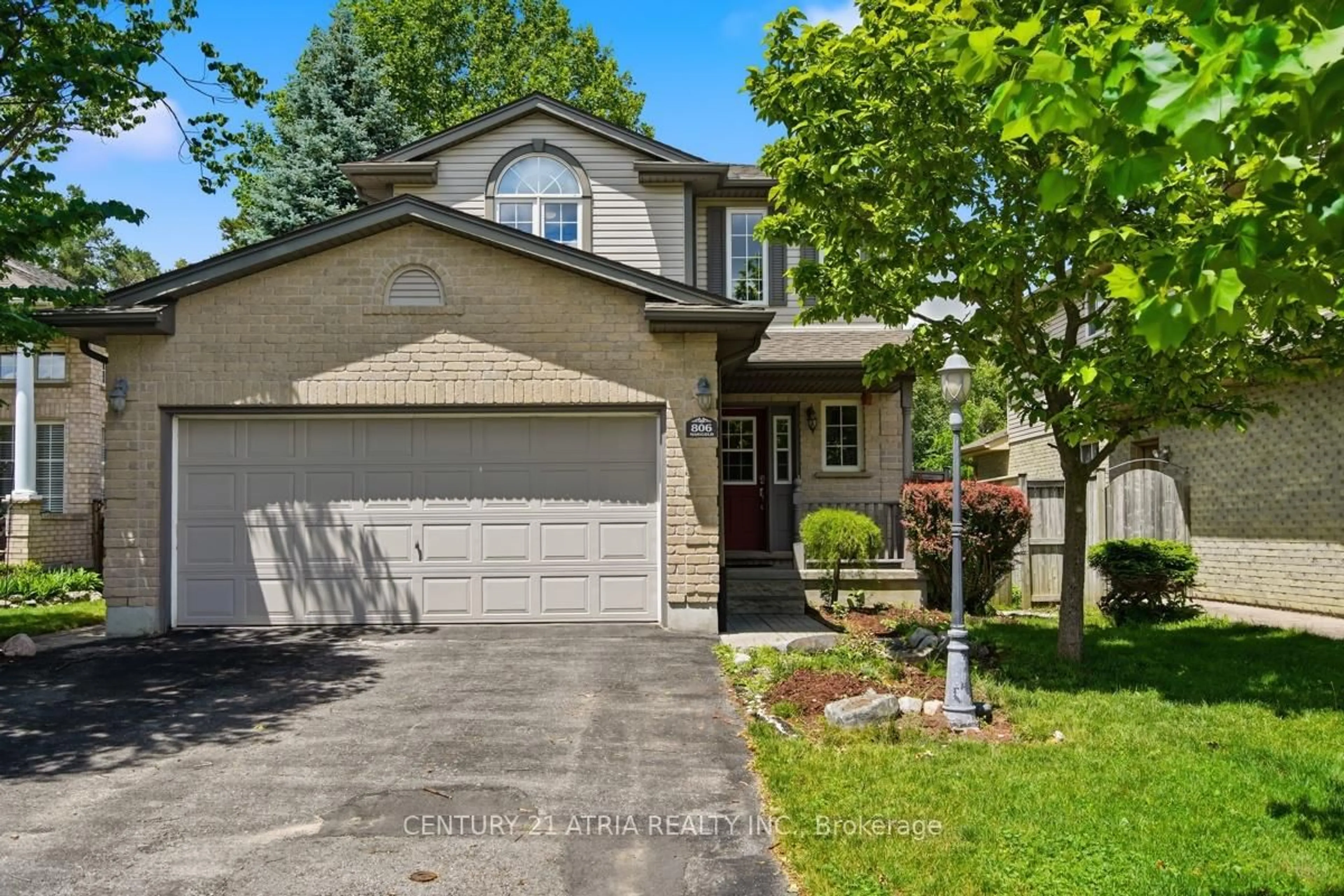 Home with brick exterior material, street for 806 Marigold St, London North Ontario N5X 4J3