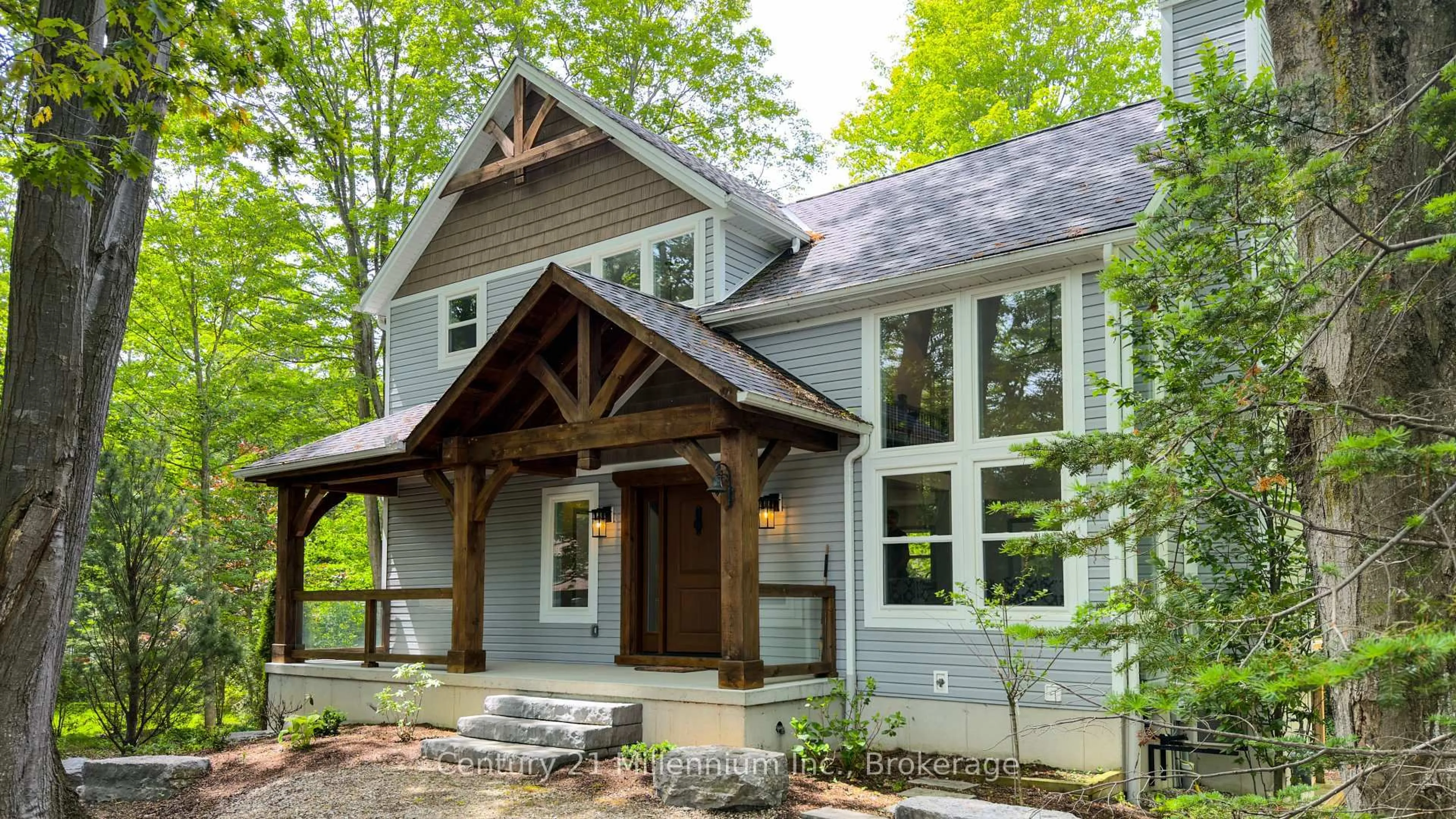 Home with vinyl exterior material, unknown for 117 Hemlock St, Huron-Kinloss Ontario N0G 2R0