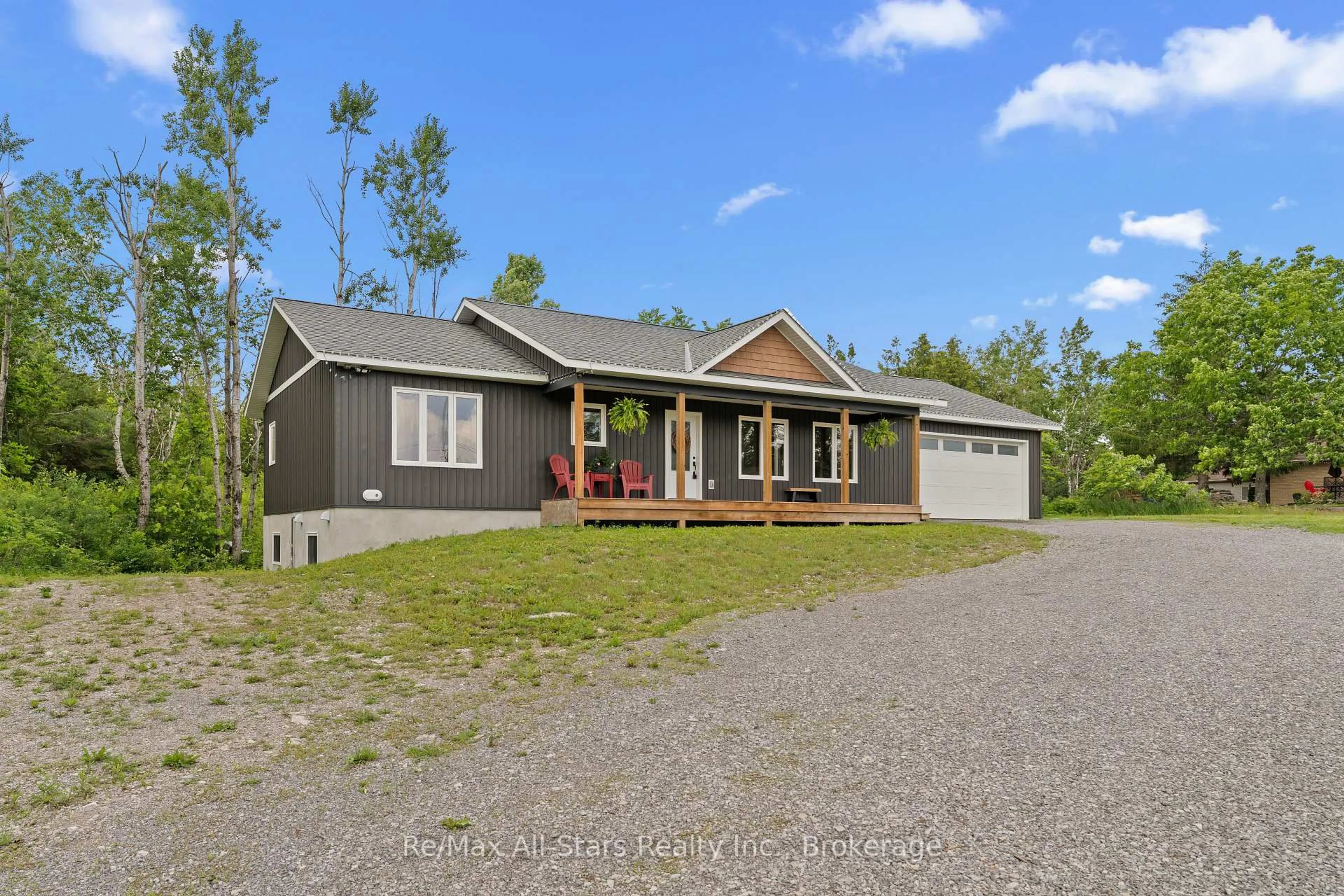 Home with vinyl exterior material, unknown for 86 Ellwood Cres, Trent Lakes Ontario K0M 1A0