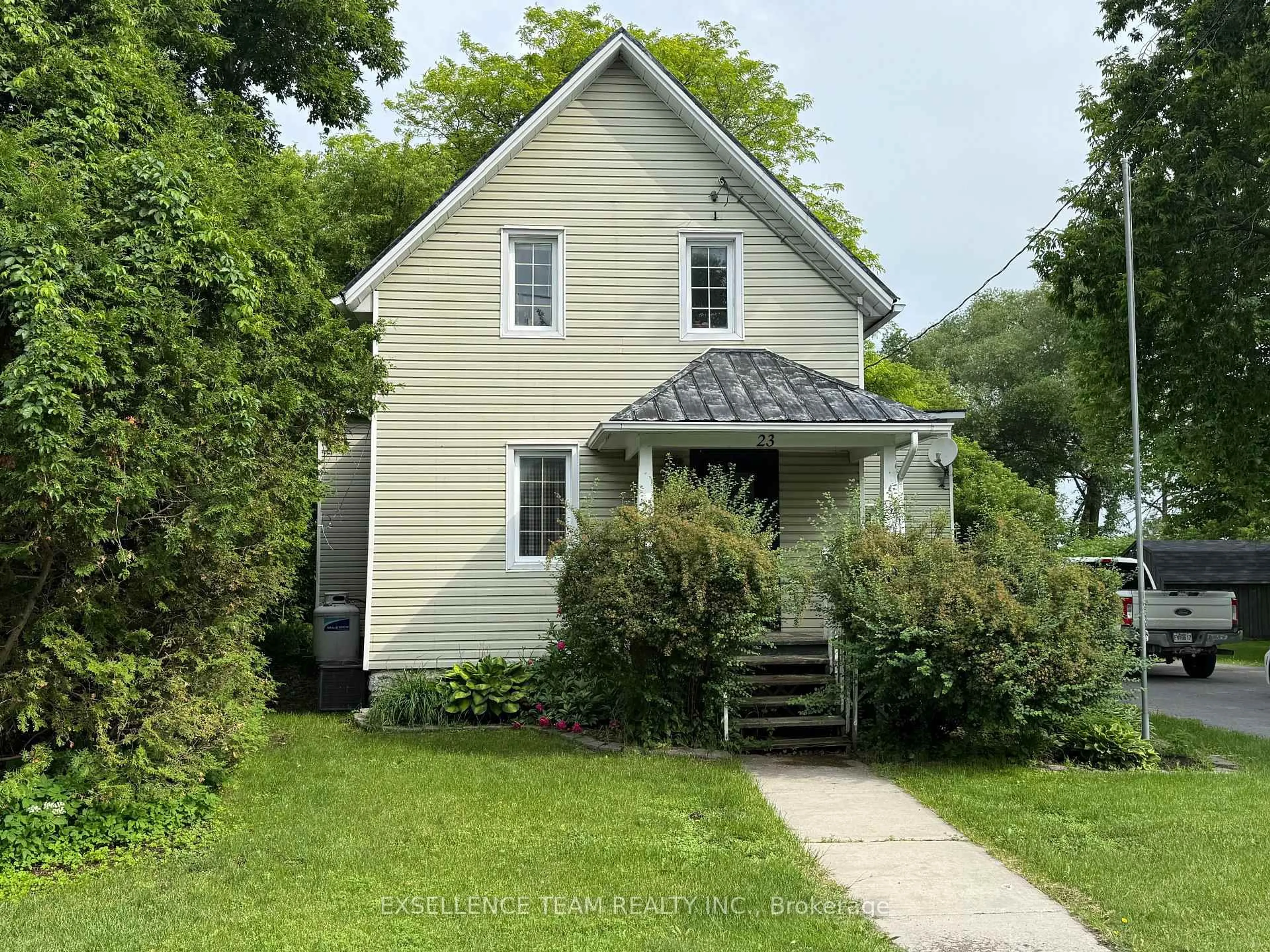 Unknown for 23 Mechanic St, North Glengarry Ontario K0C 1T0