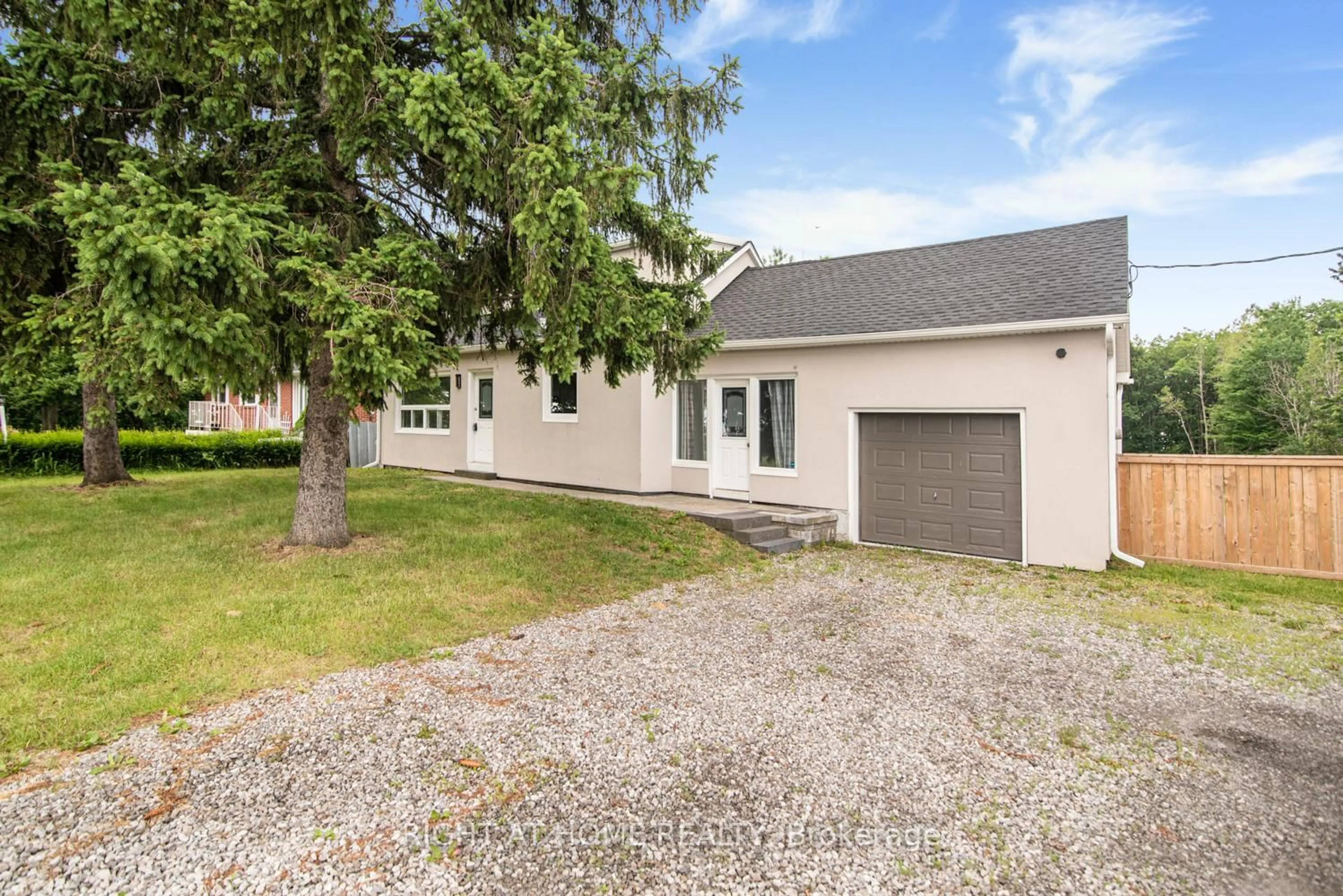 A pic from outside/outdoor area/front of a property/back of a property/a pic from drone, street for 100 Green Mountain Rd, Hamilton Ontario L8J 2W4