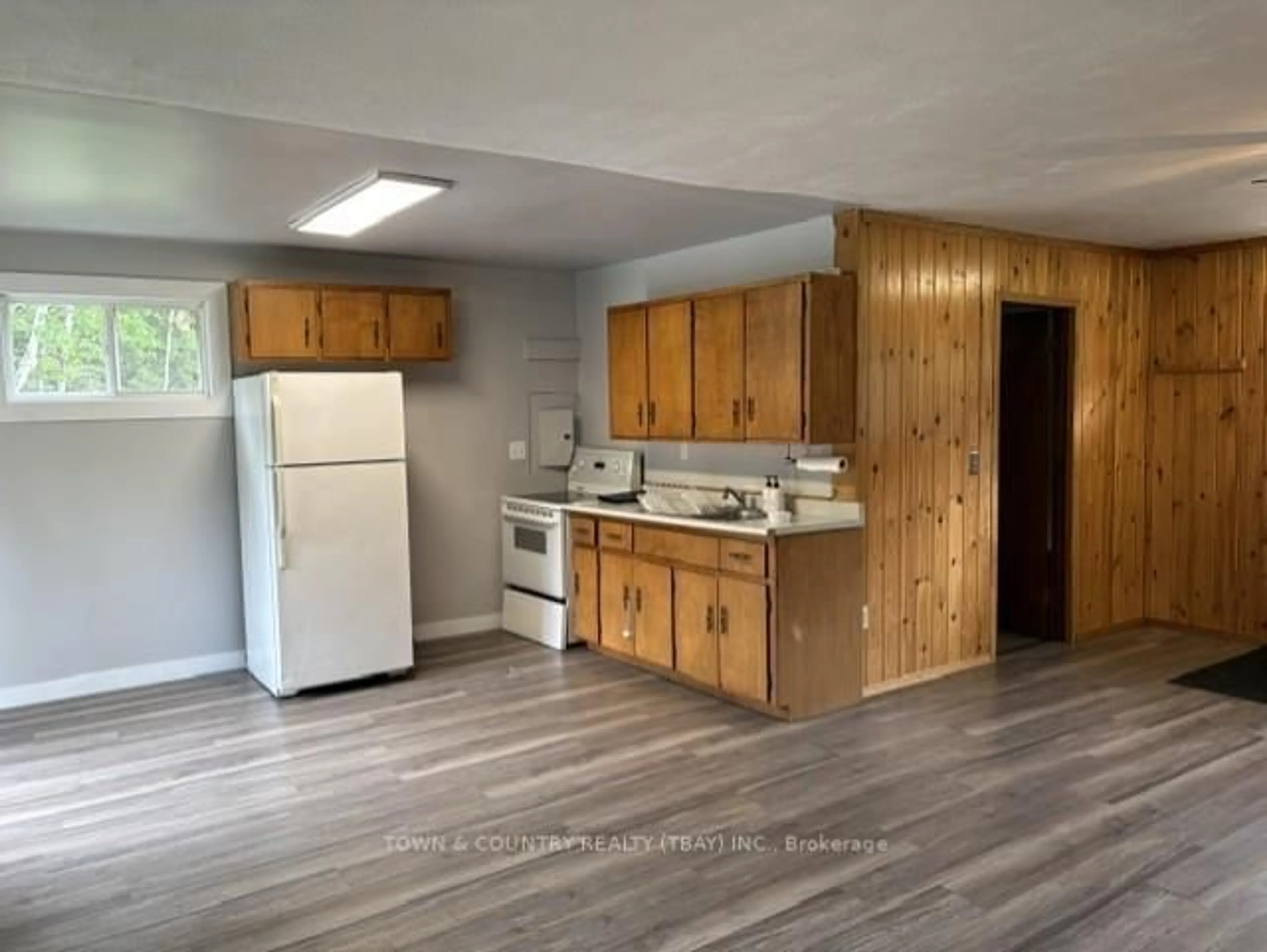 Unknown for 1022 Cloud Lake Road, Neebing Ontario P7L 0A8