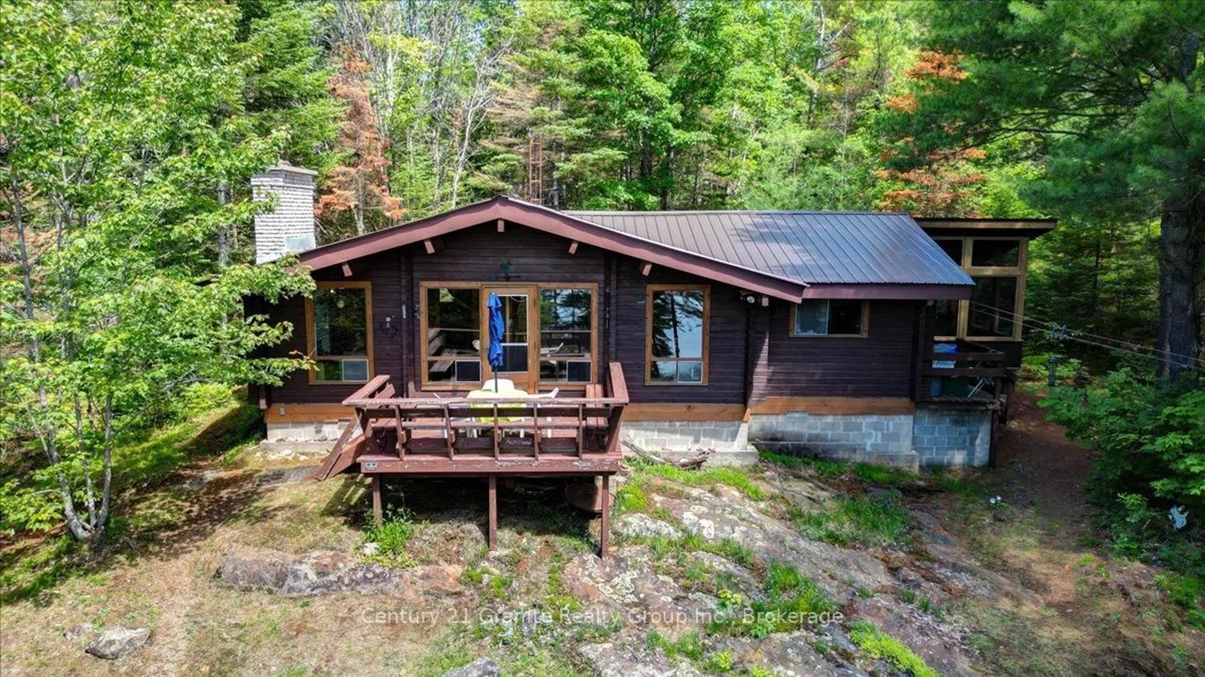 A pic from outside/outdoor area/front of a property/back of a property/a pic from drone, unknown for 24224 62 Highway, Coe Hill Ontario K0L 1P0