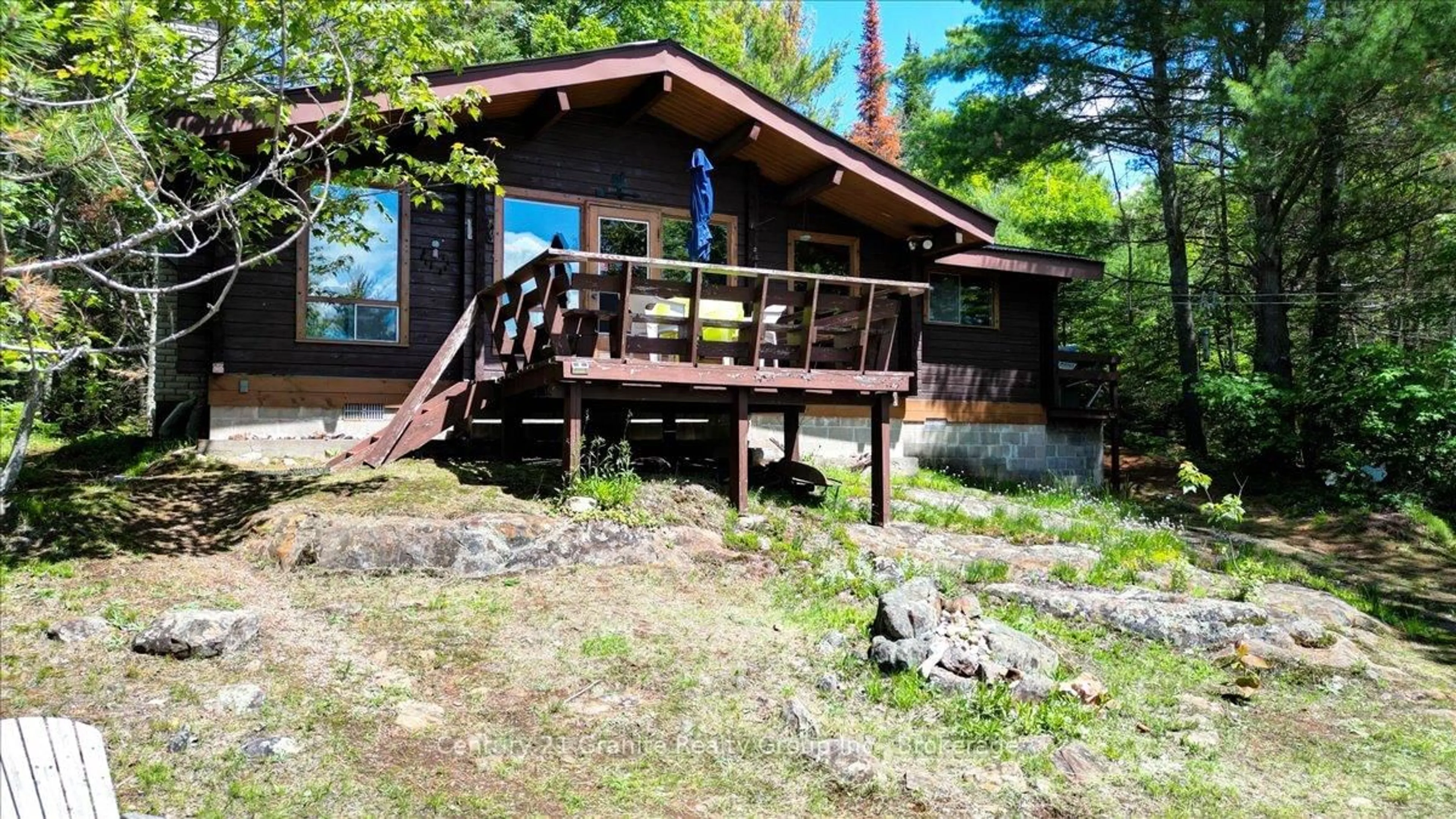 Patio, water/lake/river/ocean view for 24224 62 Highway, Coe Hill Ontario K0L 1P0