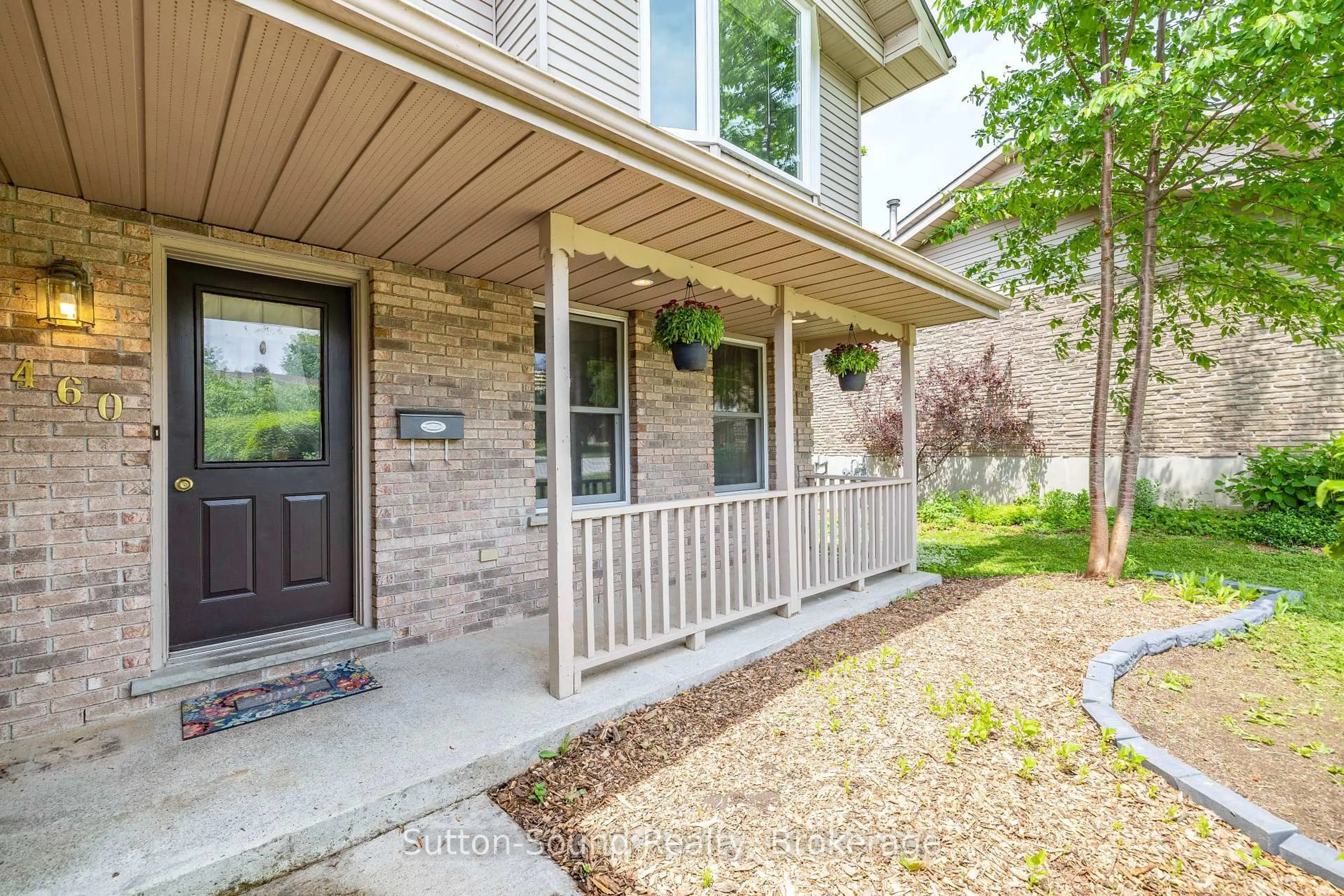 Unknown for 460 8TH Ave, Owen Sound Ontario N4K 6S8