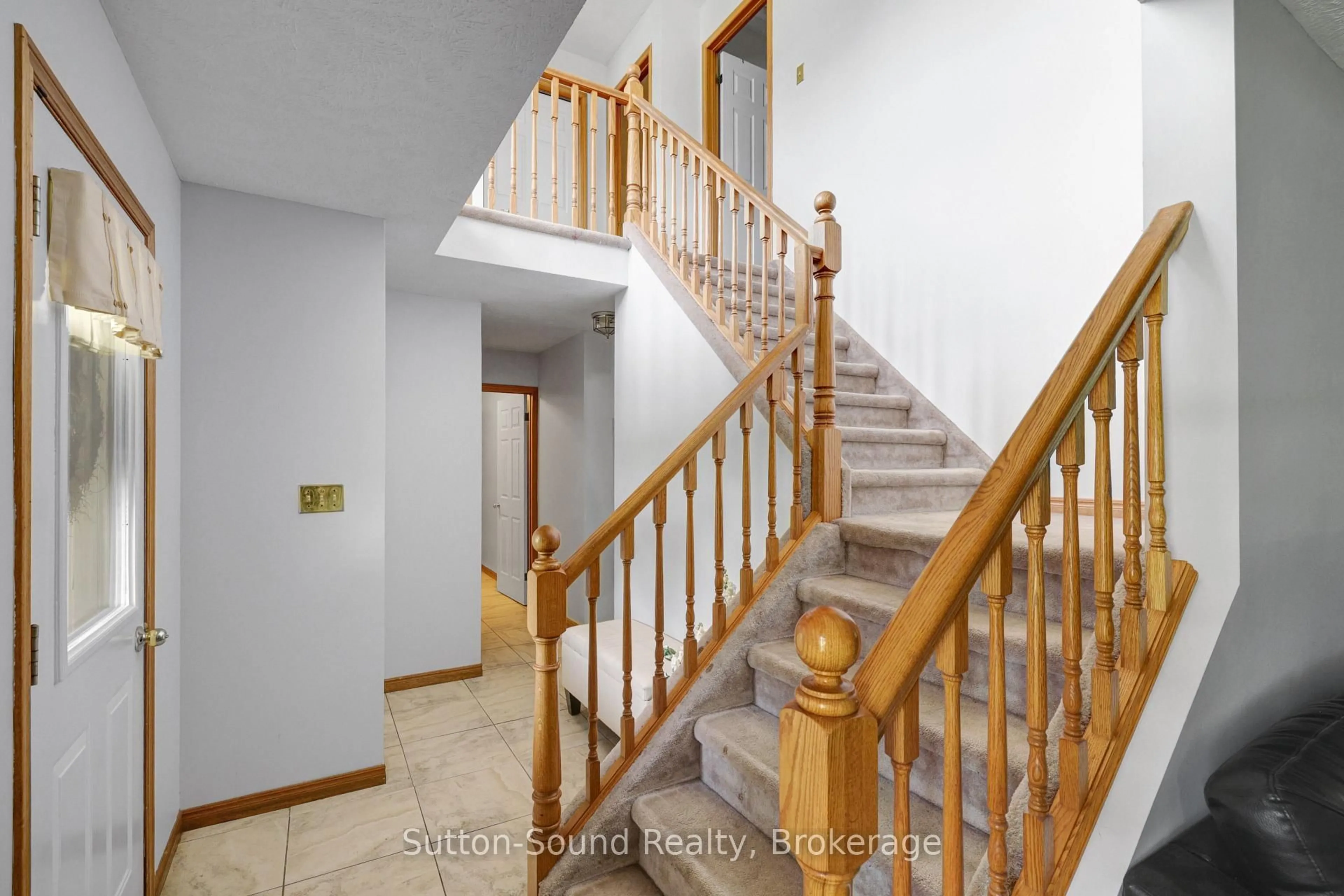 Unknown for 460 8TH Ave, Owen Sound Ontario N4K 6S8
