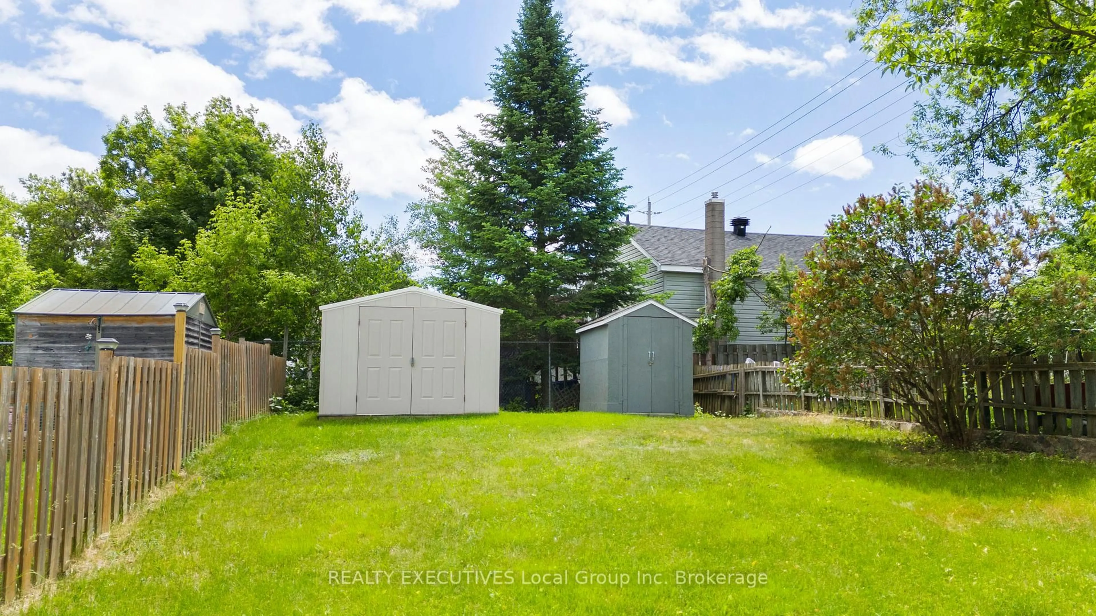 Shed for 521 METCALFE St, North Bay Ontario P1B 2P7