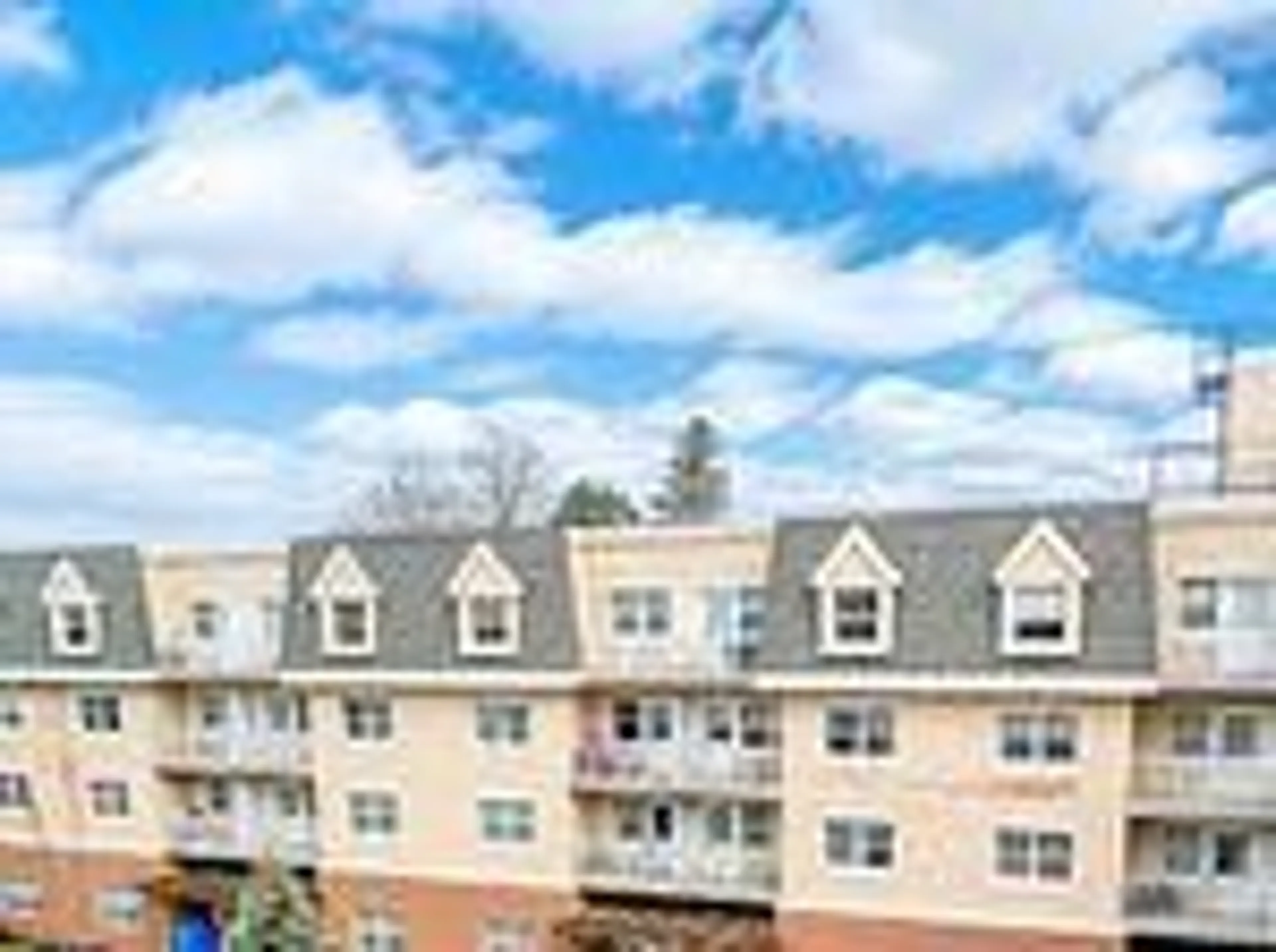 A pic from outside/outdoor area/front of a property/back of a property/a pic from drone, unknown for 240 Chapel St #425, Cobourg Ontario K9A 0E3