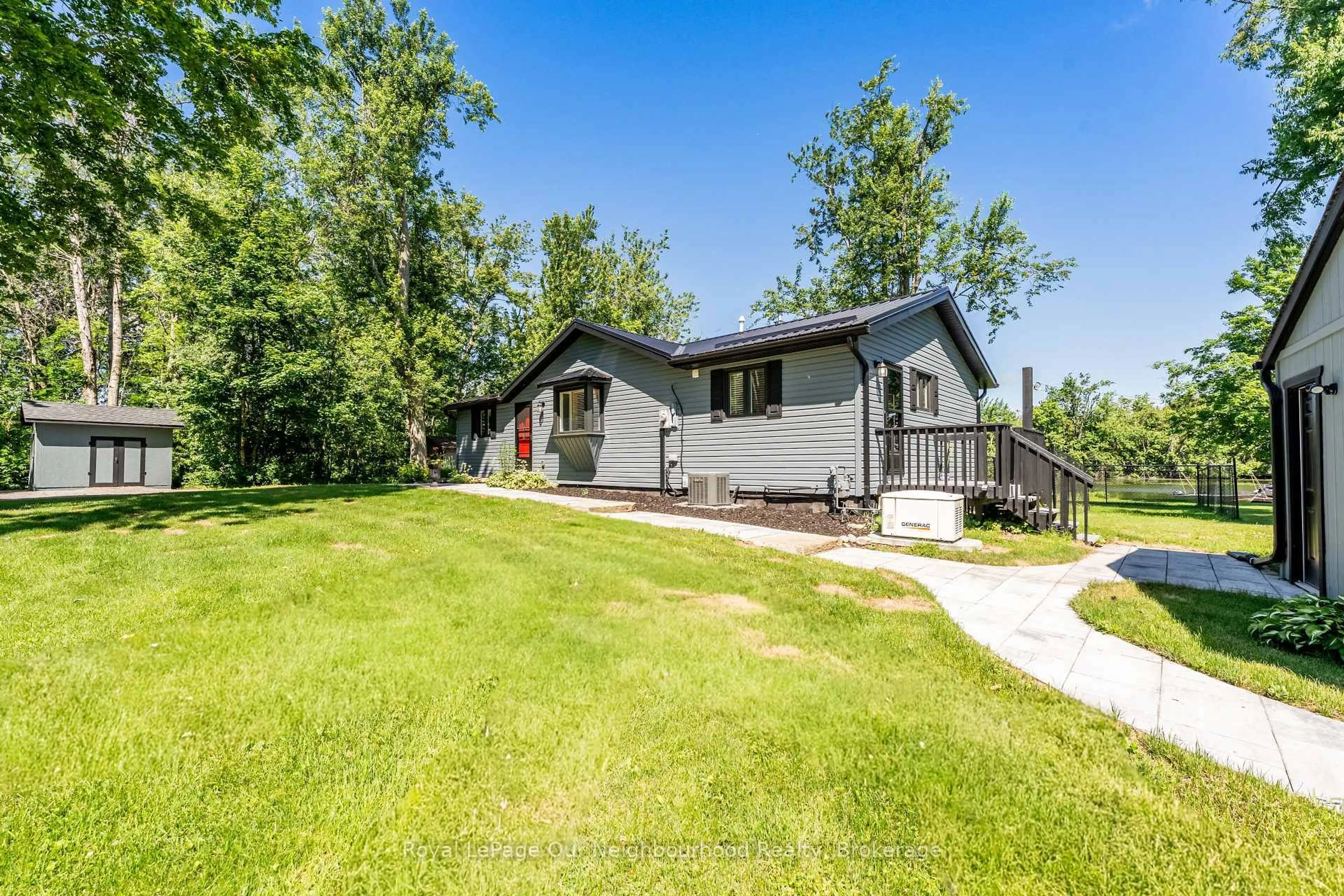Unknown for 1194 Nuforest Dr, Selwyn Ontario K0L 1T0