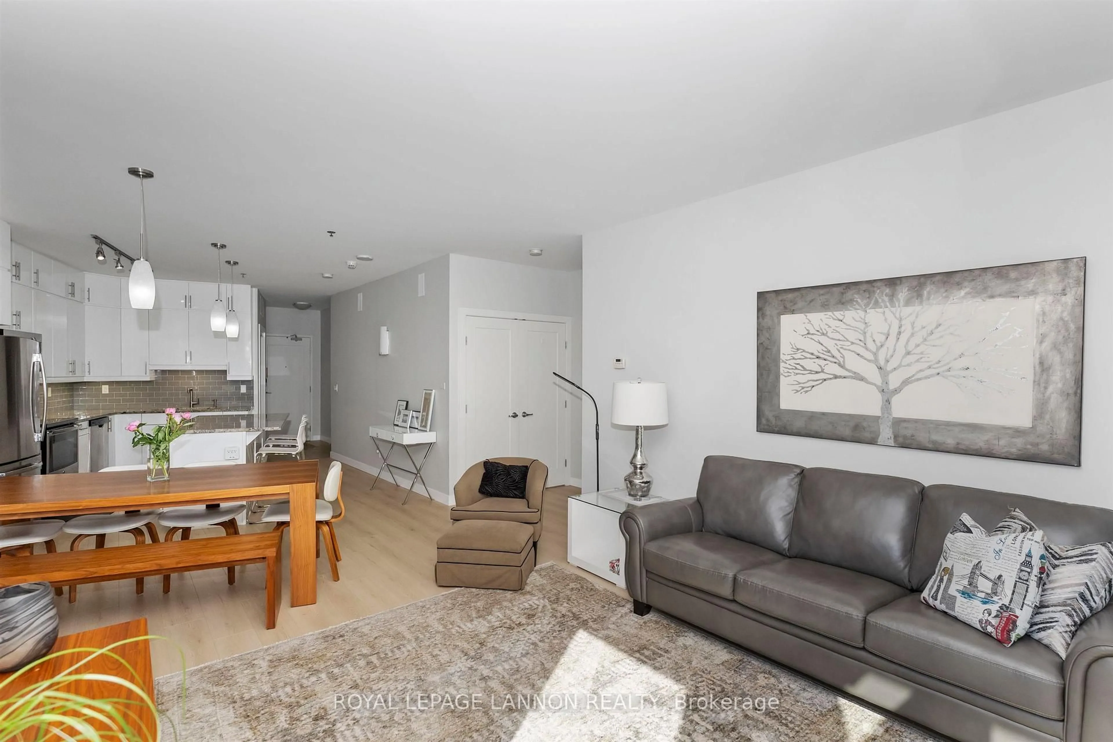 Living room with furniture, unknown for 2260 Sleeping Giant Pkwy #2104, Thunder Bay Ontario P7A 0E7