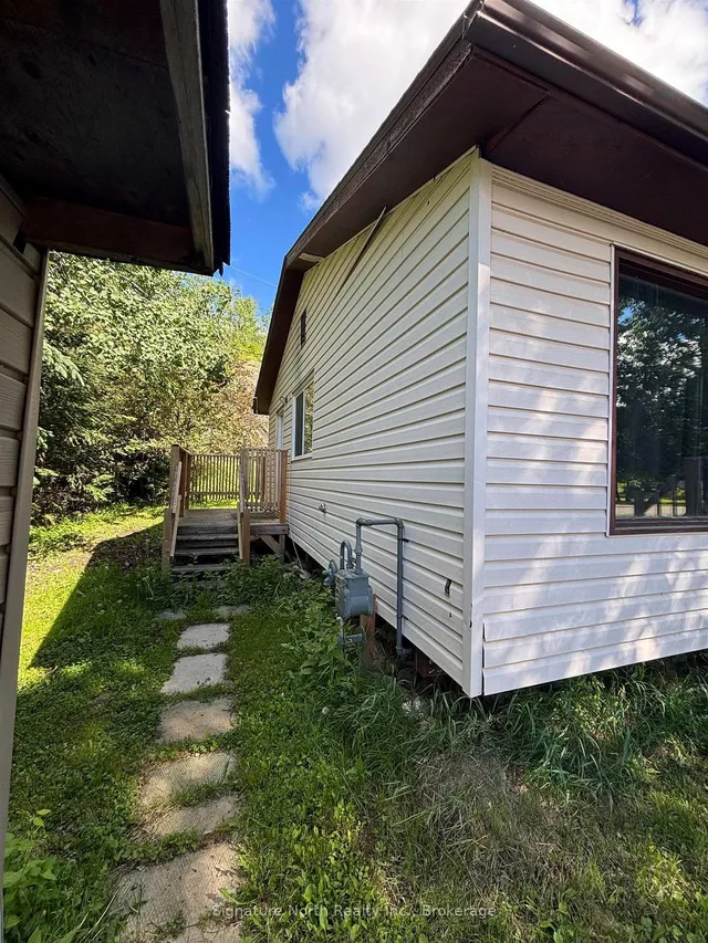 70 Maple Crescent, Atikokan 3