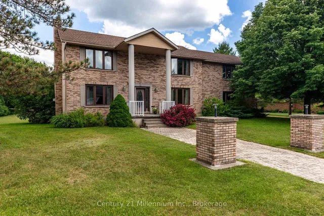 103 Cedar Crt, Chatsworth