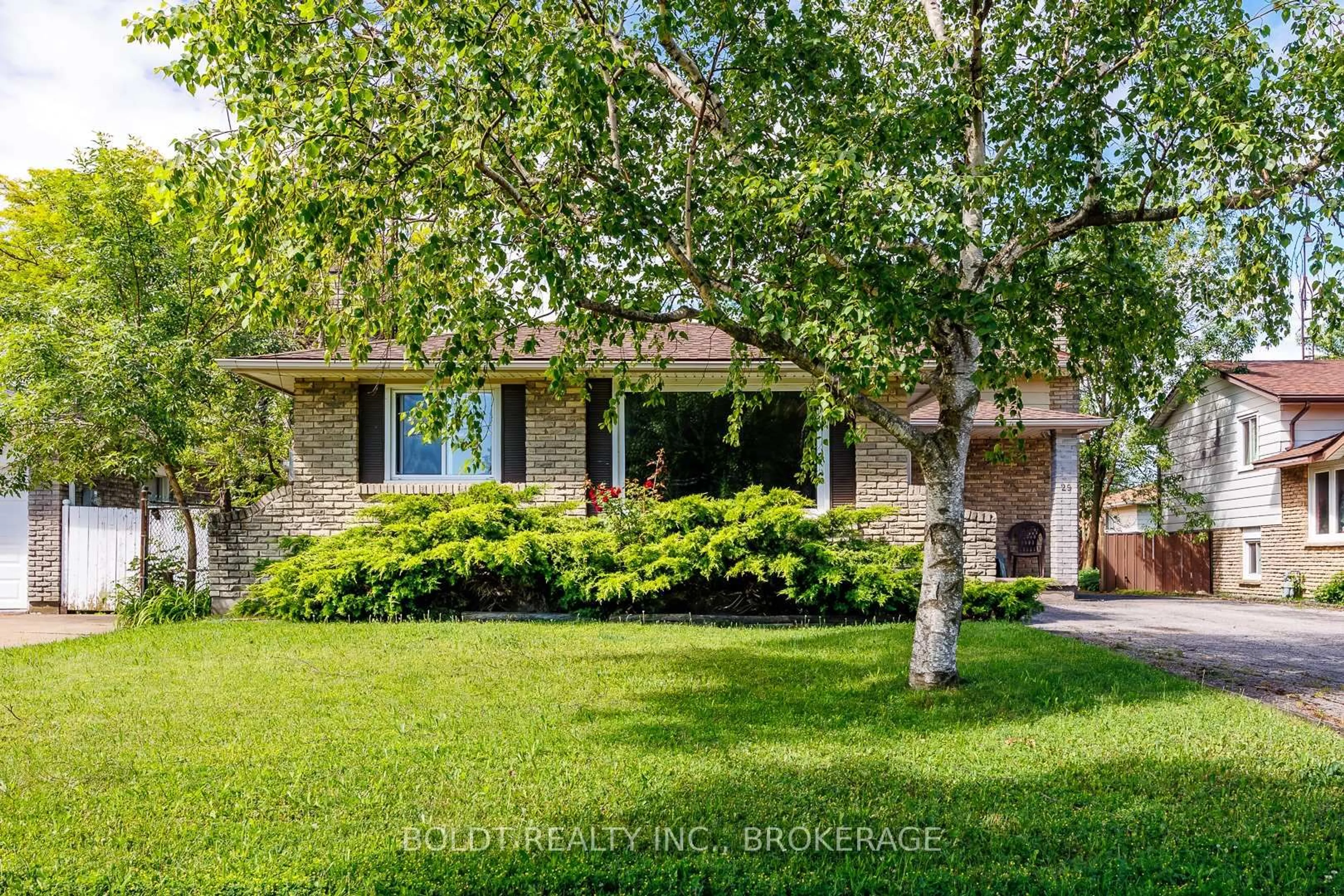Unknown for 29 TUPPER Dr, Thorold Ontario L2V 4G8