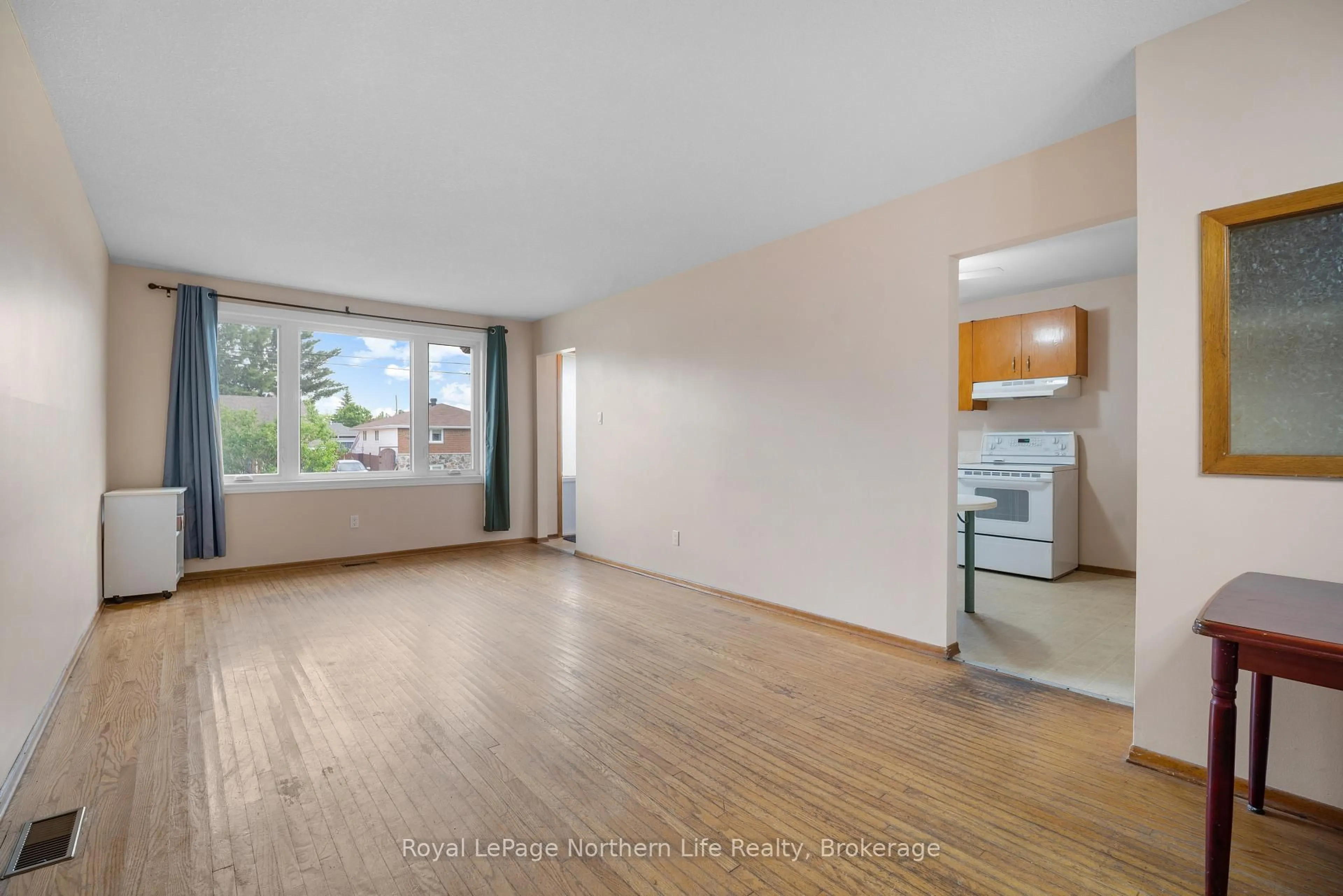 A pic of a room for 212 Michener Dr, North Bay Ontario P1A 3J1