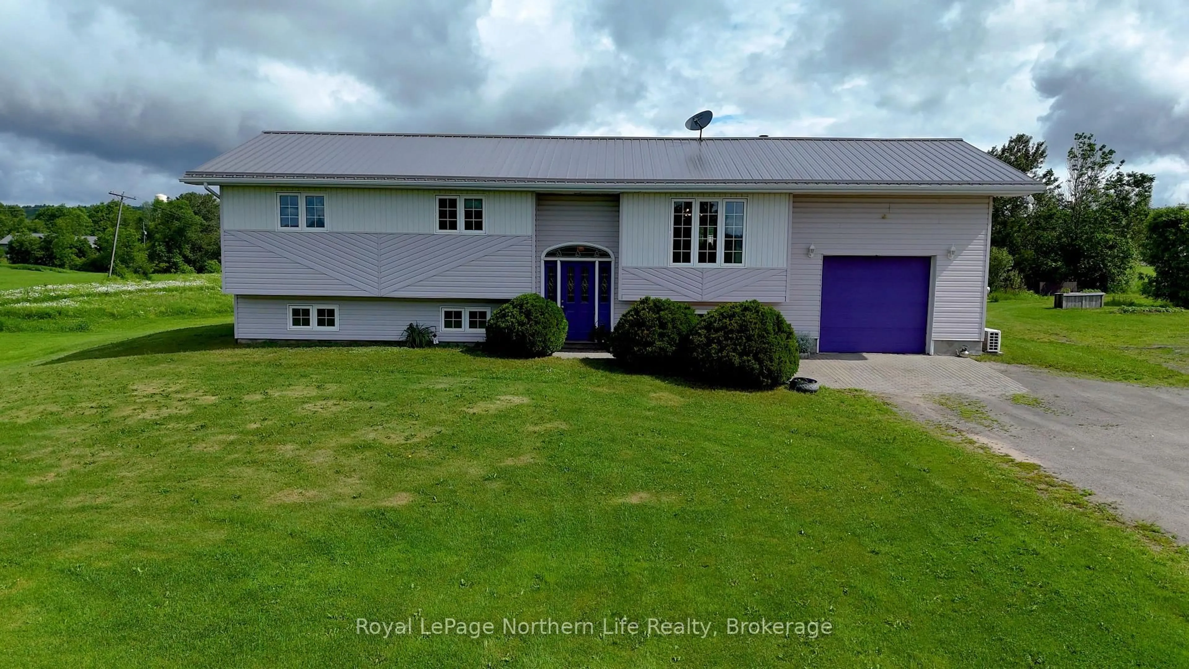 A pic from outside/outdoor area/front of a property/back of a property/a pic from drone, unknown for 845 Olivier Rd, West Nipissing Ontario P0H 2M0