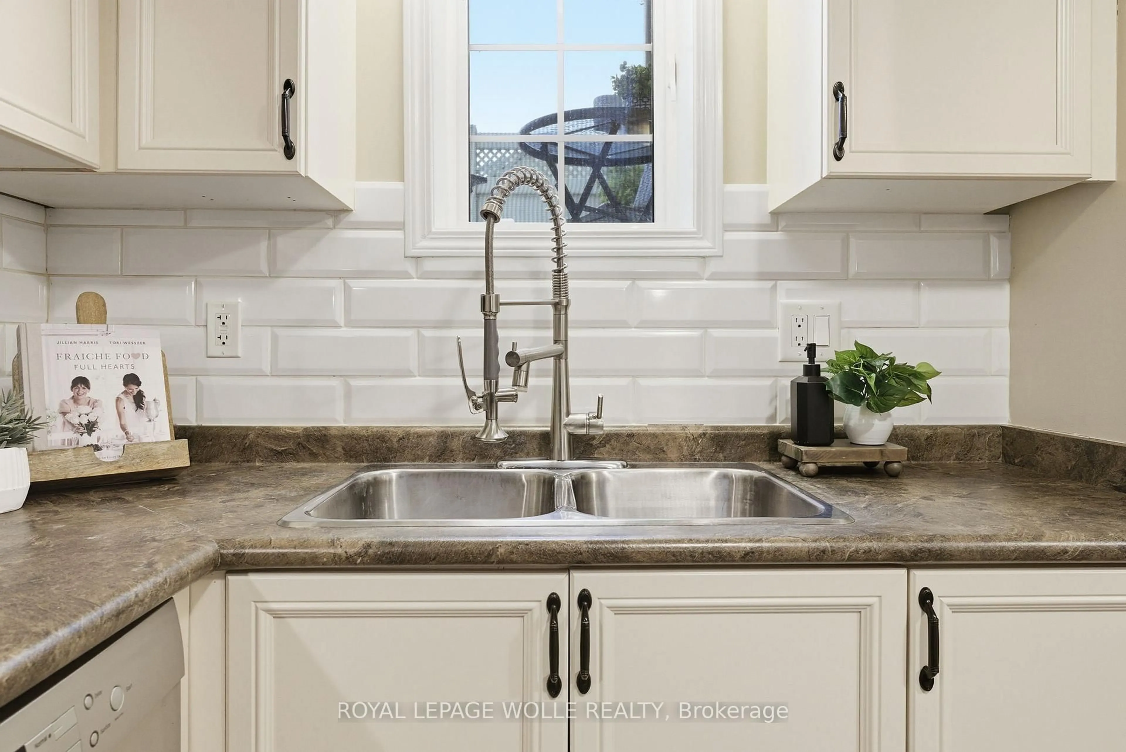 Contemporary kitchen, ceramic/tile floor for 931 Glasgow St #14D, Kitchener Ontario N2N 0B6