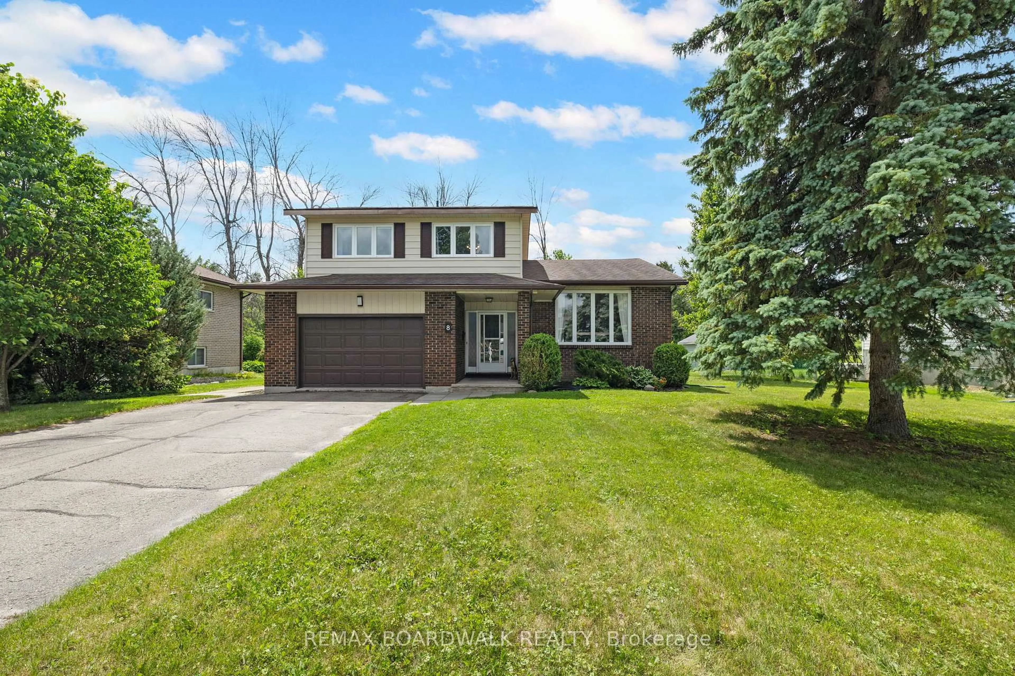 Unknown for 8 Jessie Dr, Perth Ontario K7H 3J1