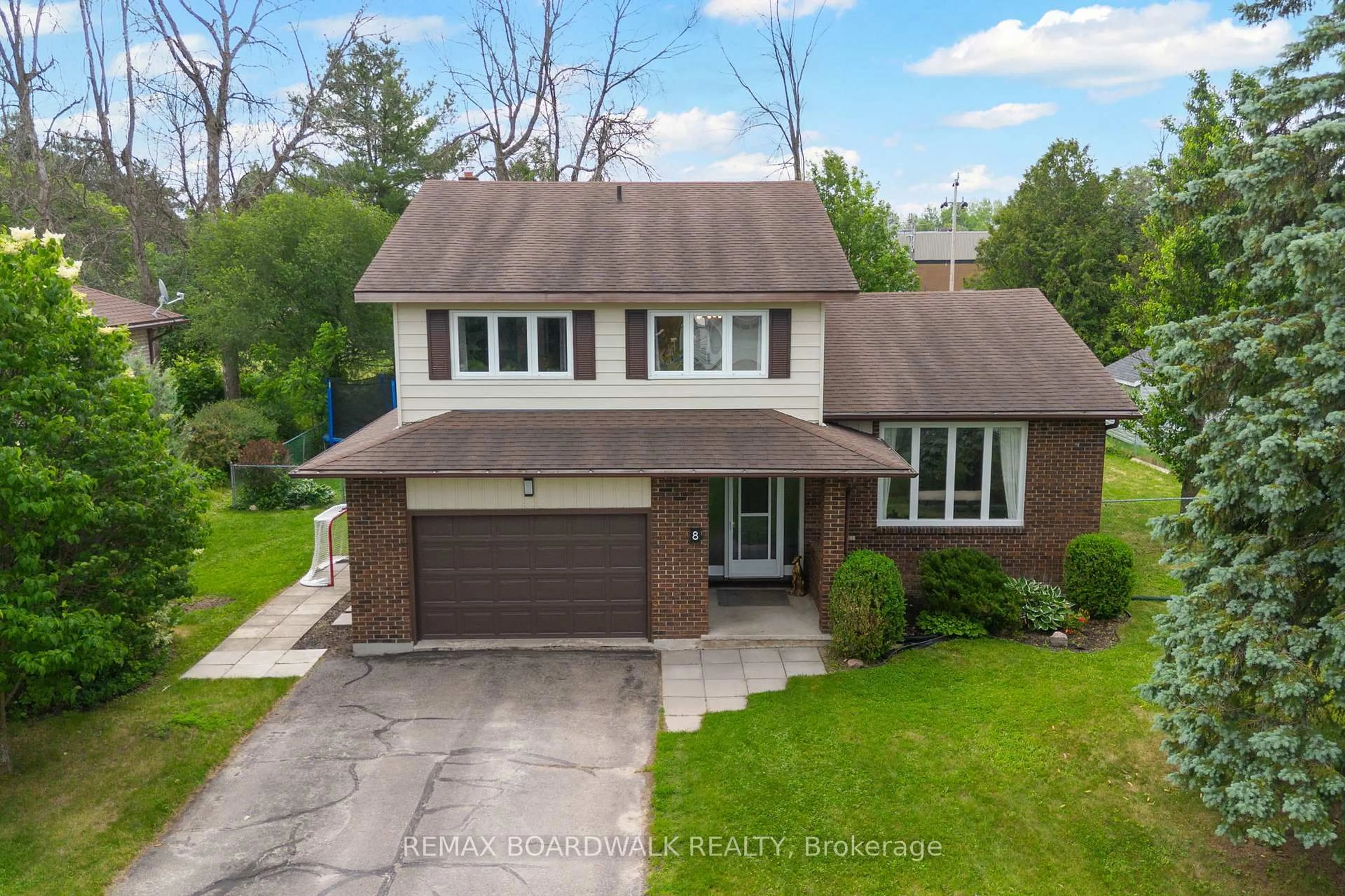 A pic from outside/outdoor area/front of a property/back of a property/a pic from drone, street for 8 Jessie Dr, Perth Ontario K7H 3J1