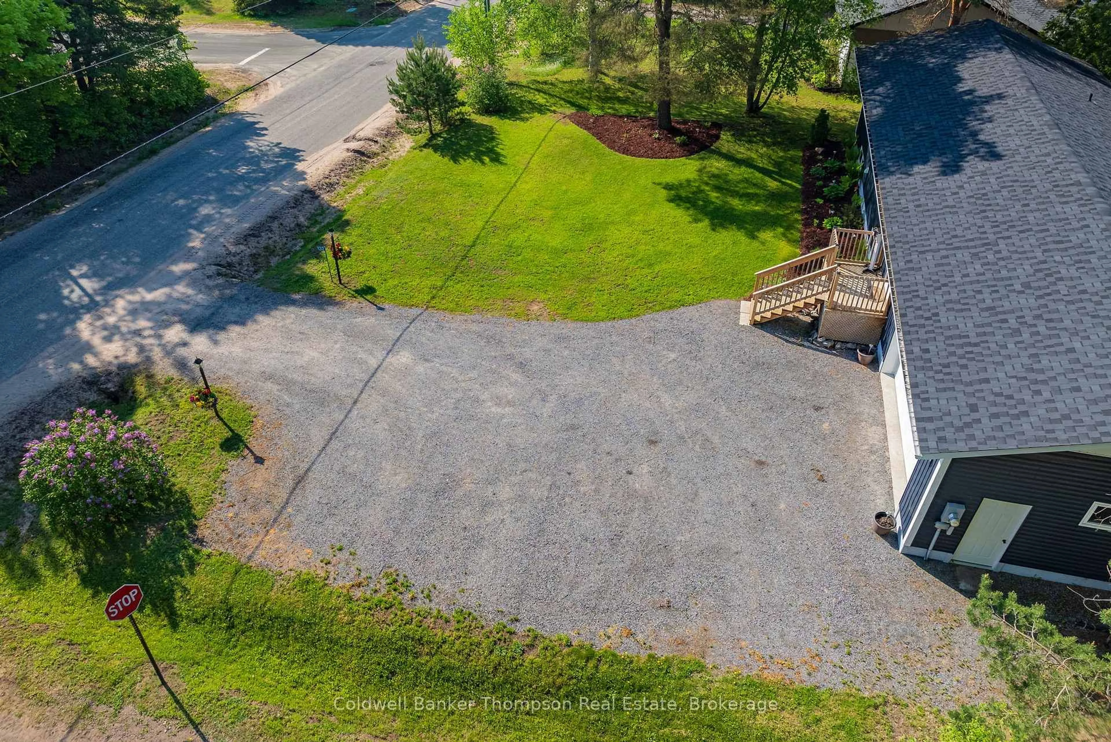 A pic from outside/outdoor area/front of a property/back of a property/a pic from drone, water/lake/river/ocean view for 132 Albert St, Strong Ontario P0A 1Z0