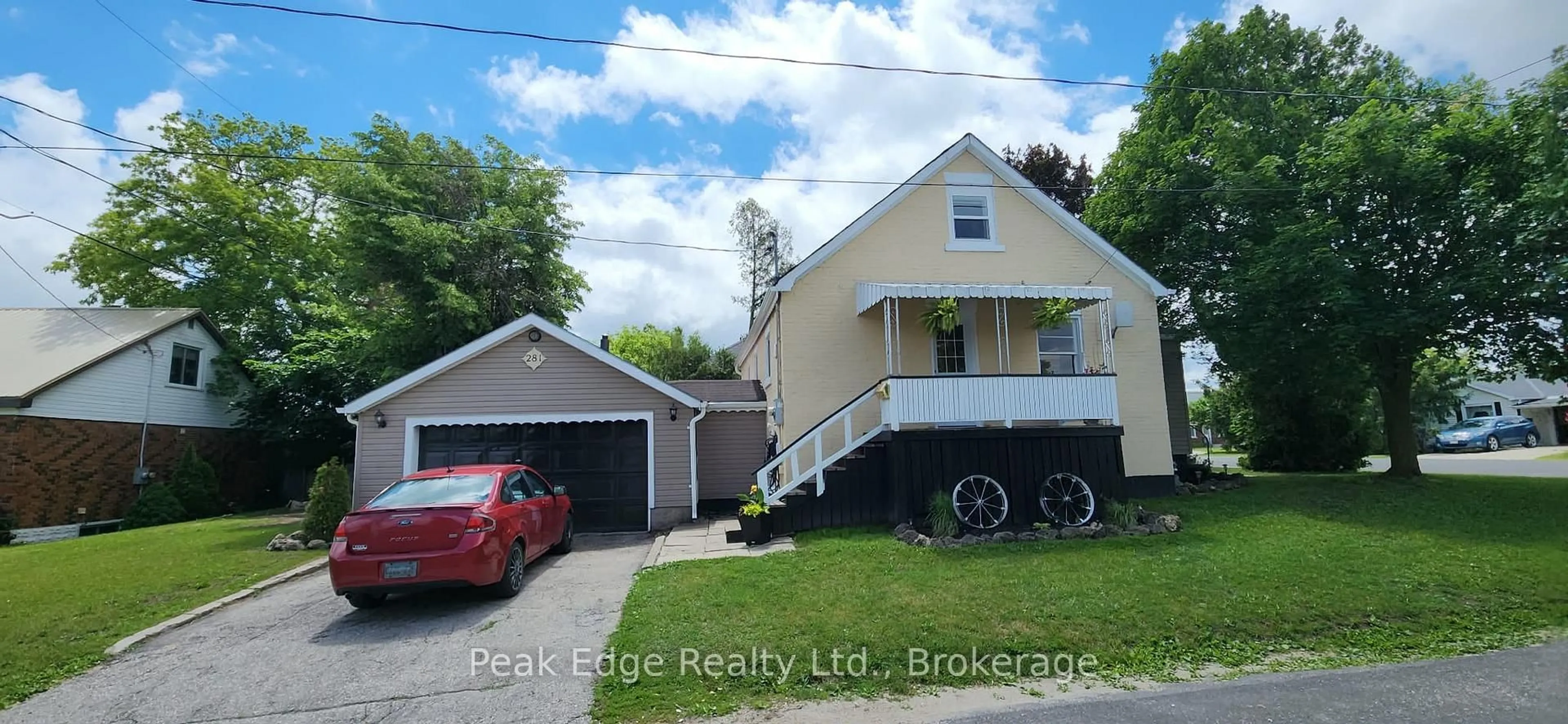 Unknown for 281 6th St, Hanover Ontario N4N 1C3