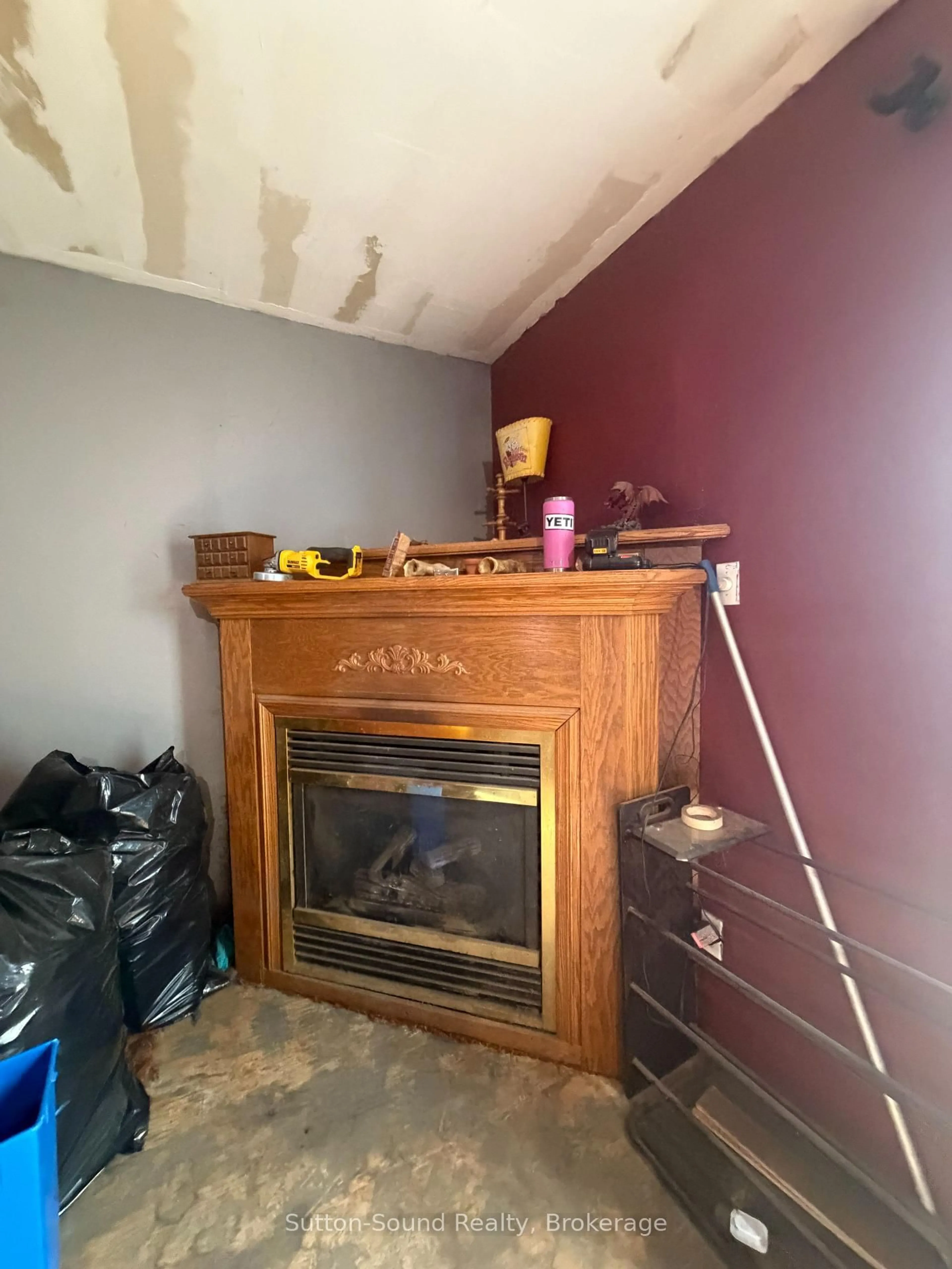 A pic of a room for 1271 2nd Ave, Owen Sound Ontario N4K 2J2