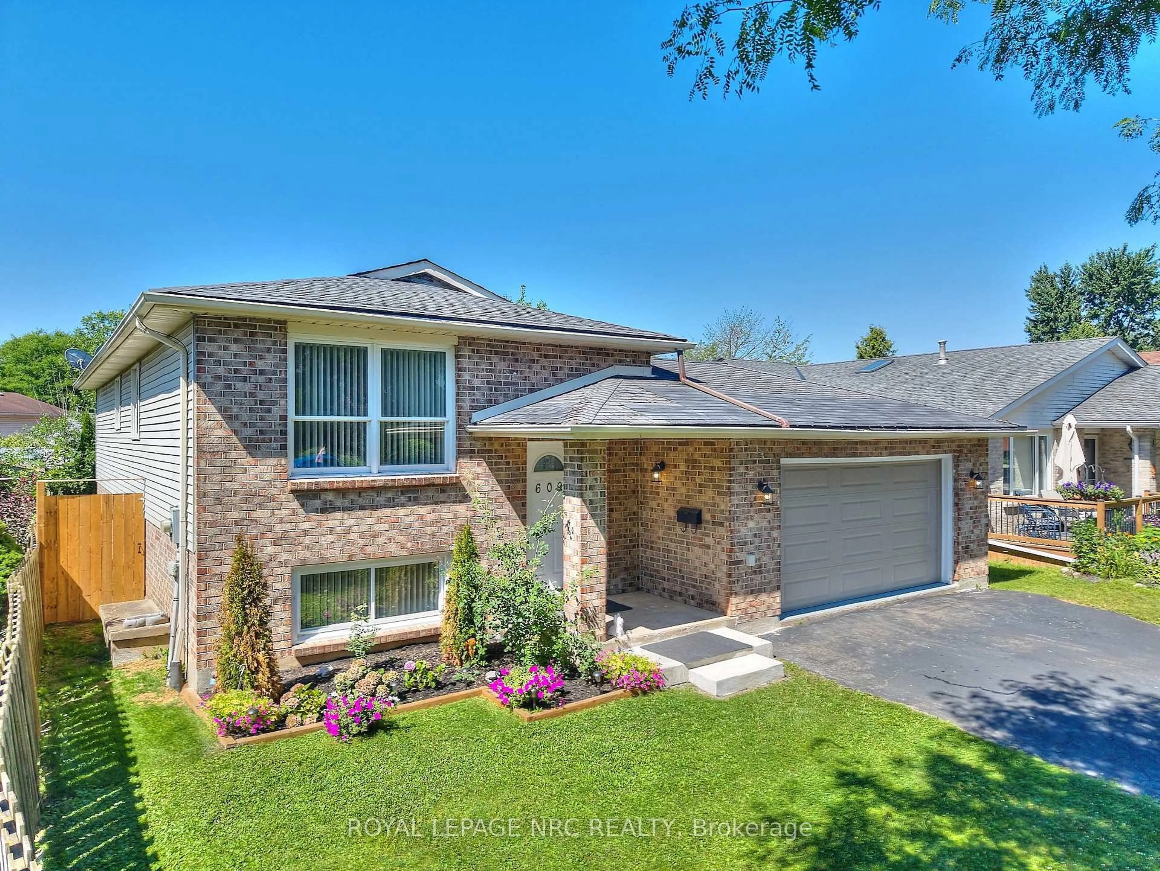 Home with brick exterior material, street for 6090 Crimson Dr, Niagara Falls Ontario L2G 7S5