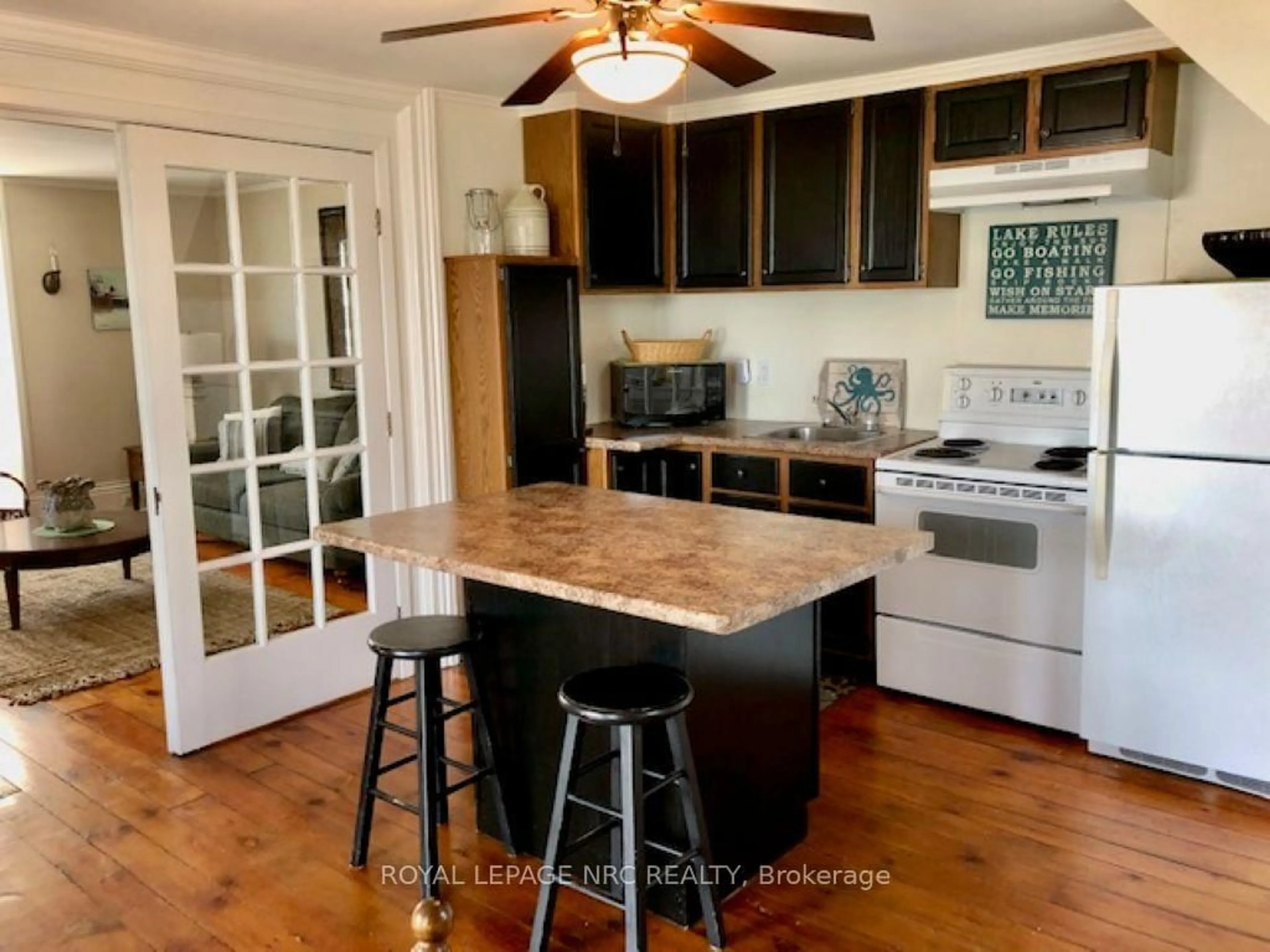 Open concept kitchen, unknown for 62 WEST St, Port Colborne Ontario L3K 4C8