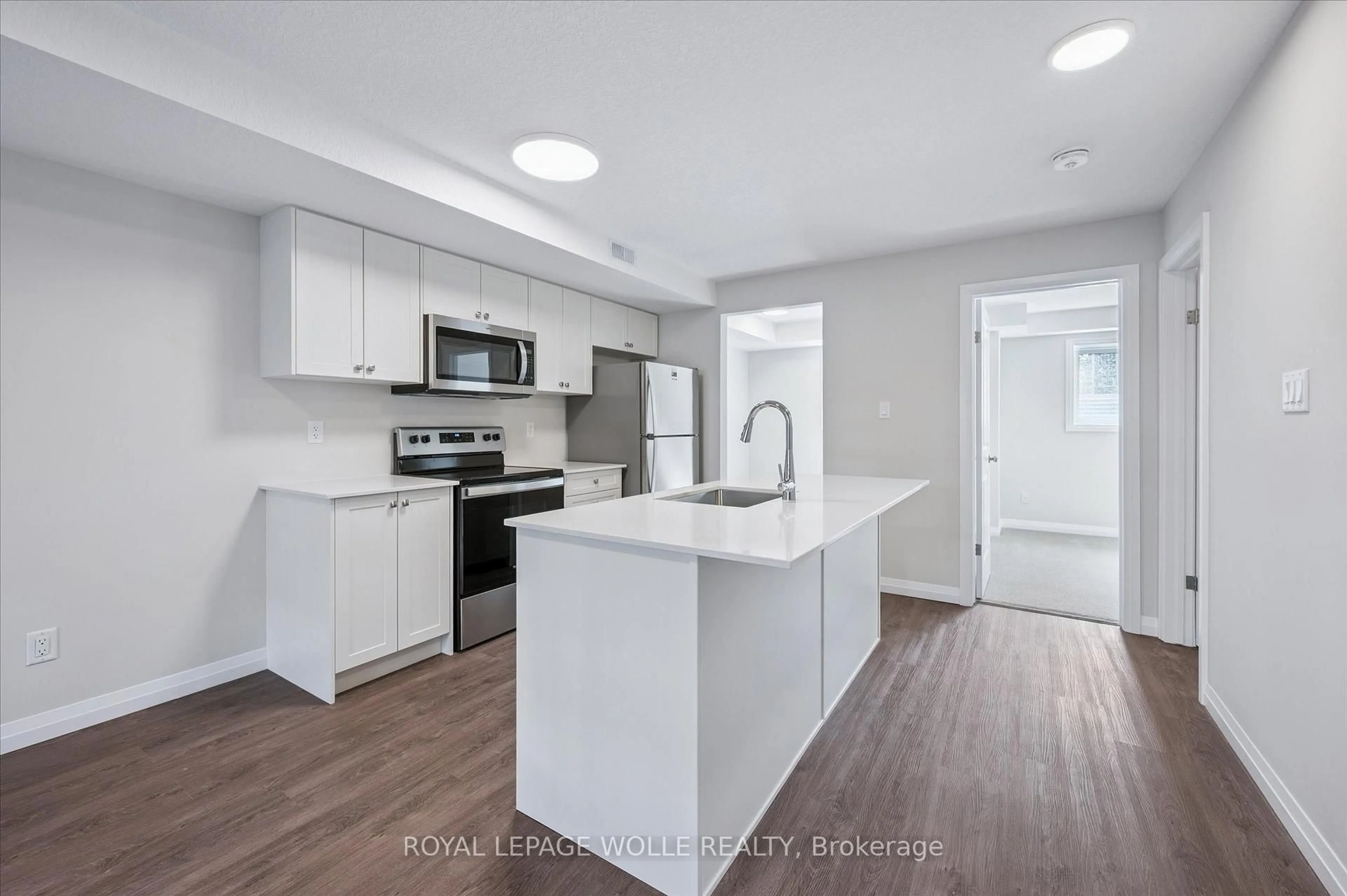 Open concept kitchen, unknown for 410 Northfield Dr #D13, Waterloo Ontario N2L 0A6